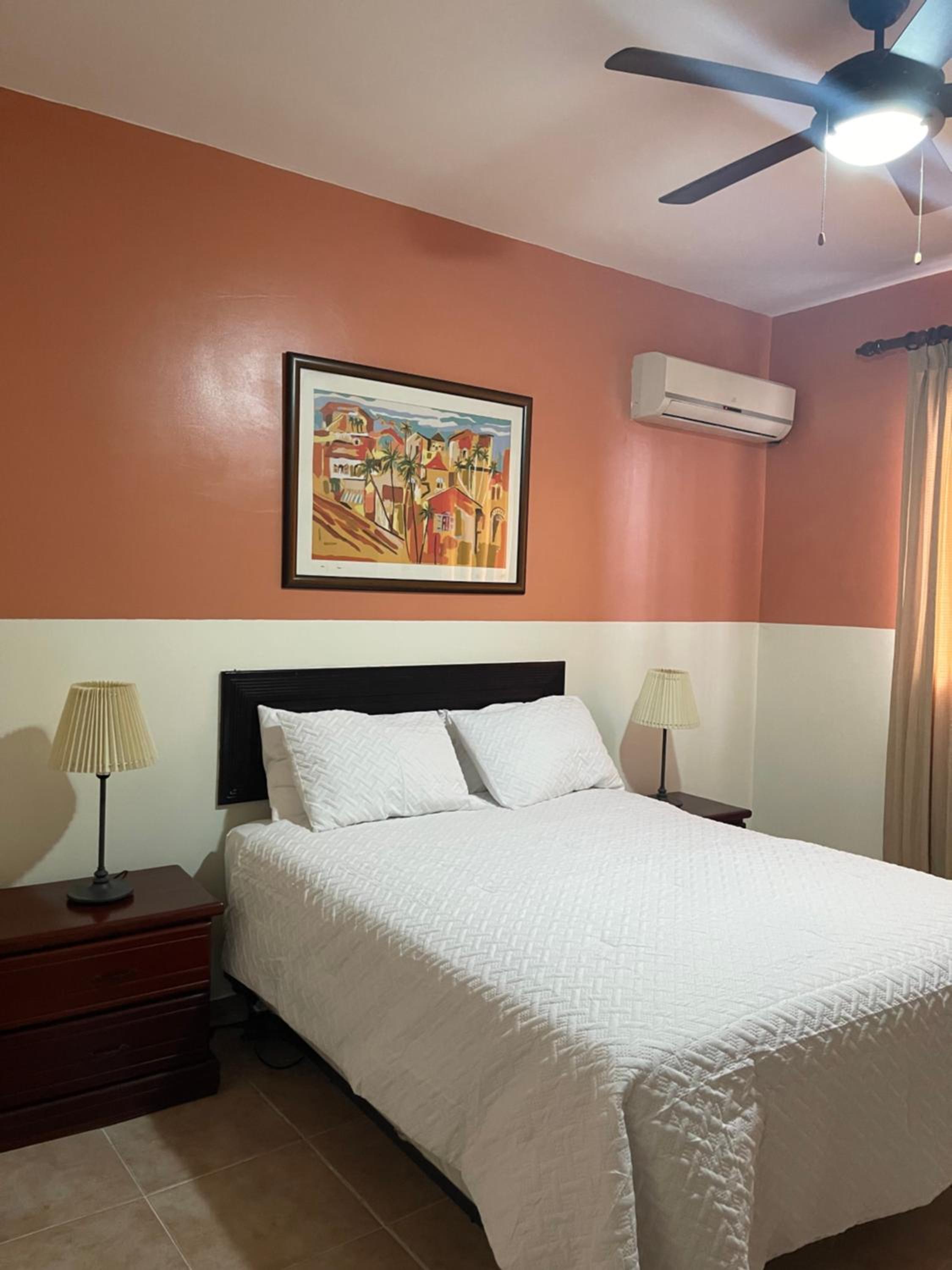 One-Bedroom Deluxe Apartment - Photo 1