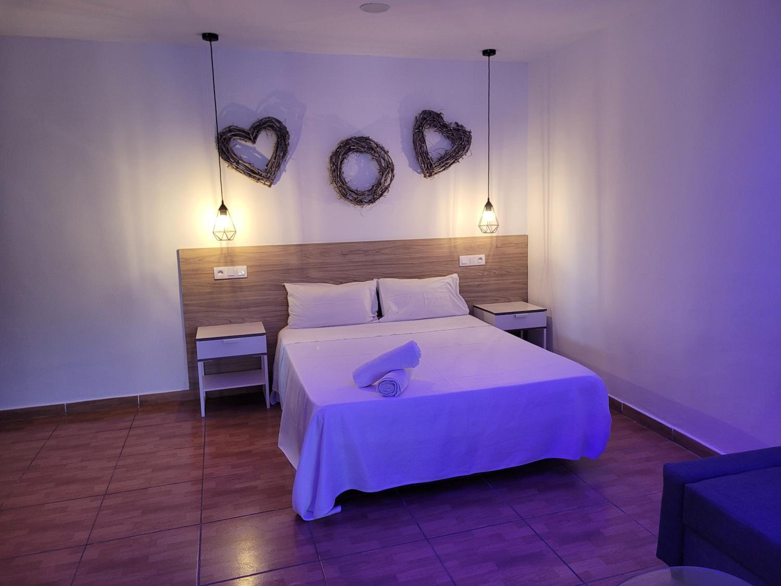 Deluxe Junior Suite photo 2