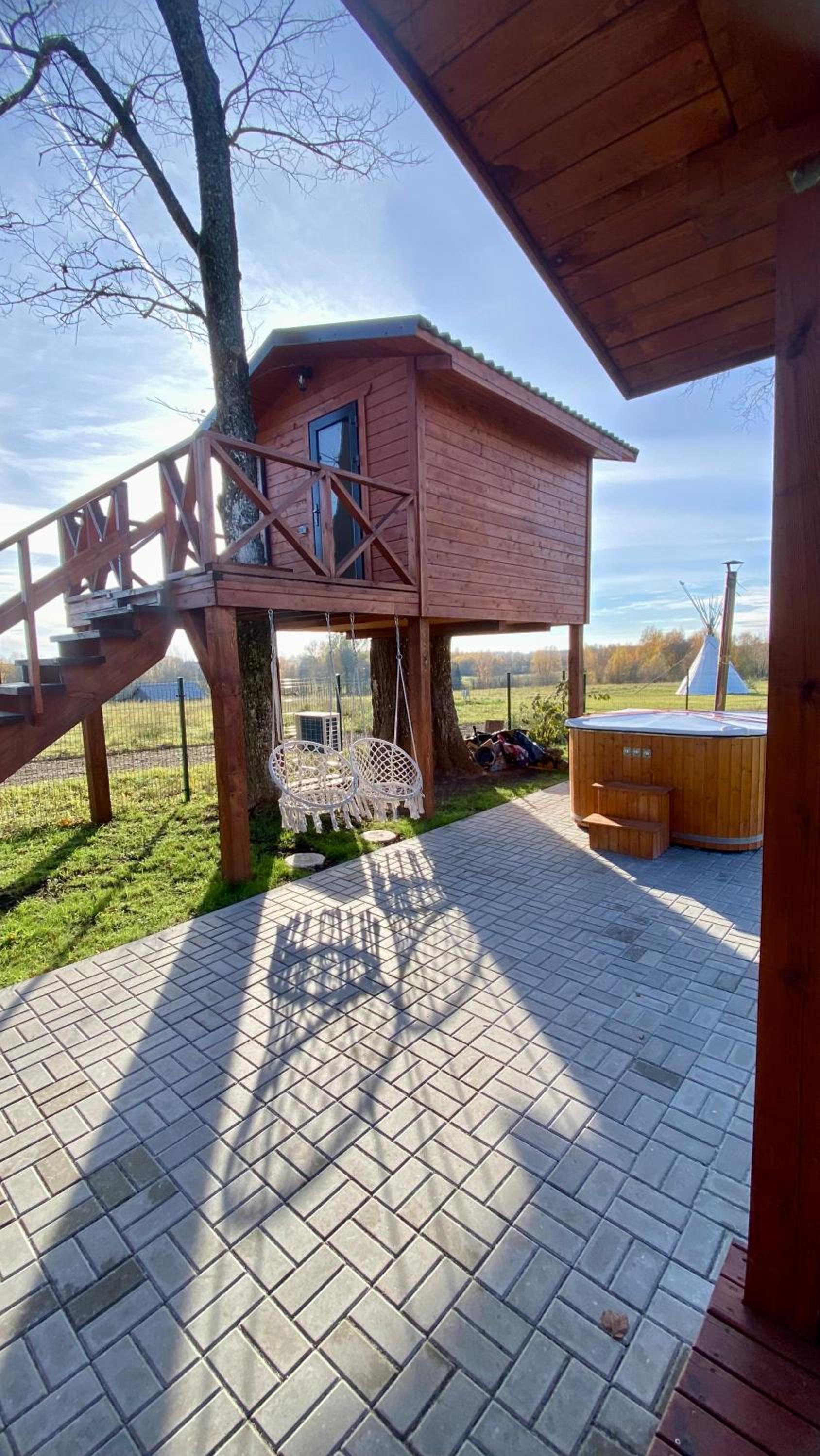 Two-Bedroom House - Photo 1