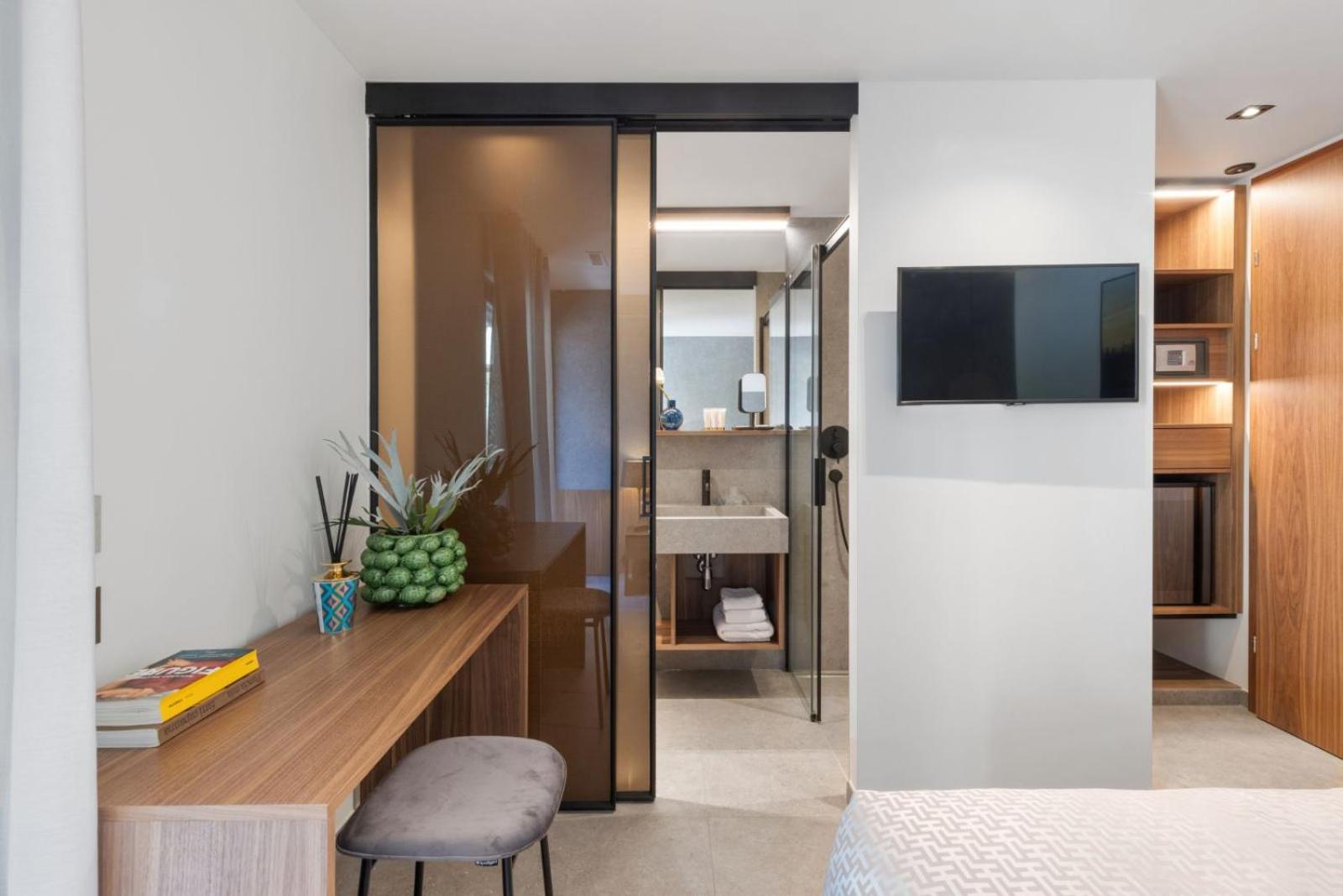 Double Room with Balcony photo 3