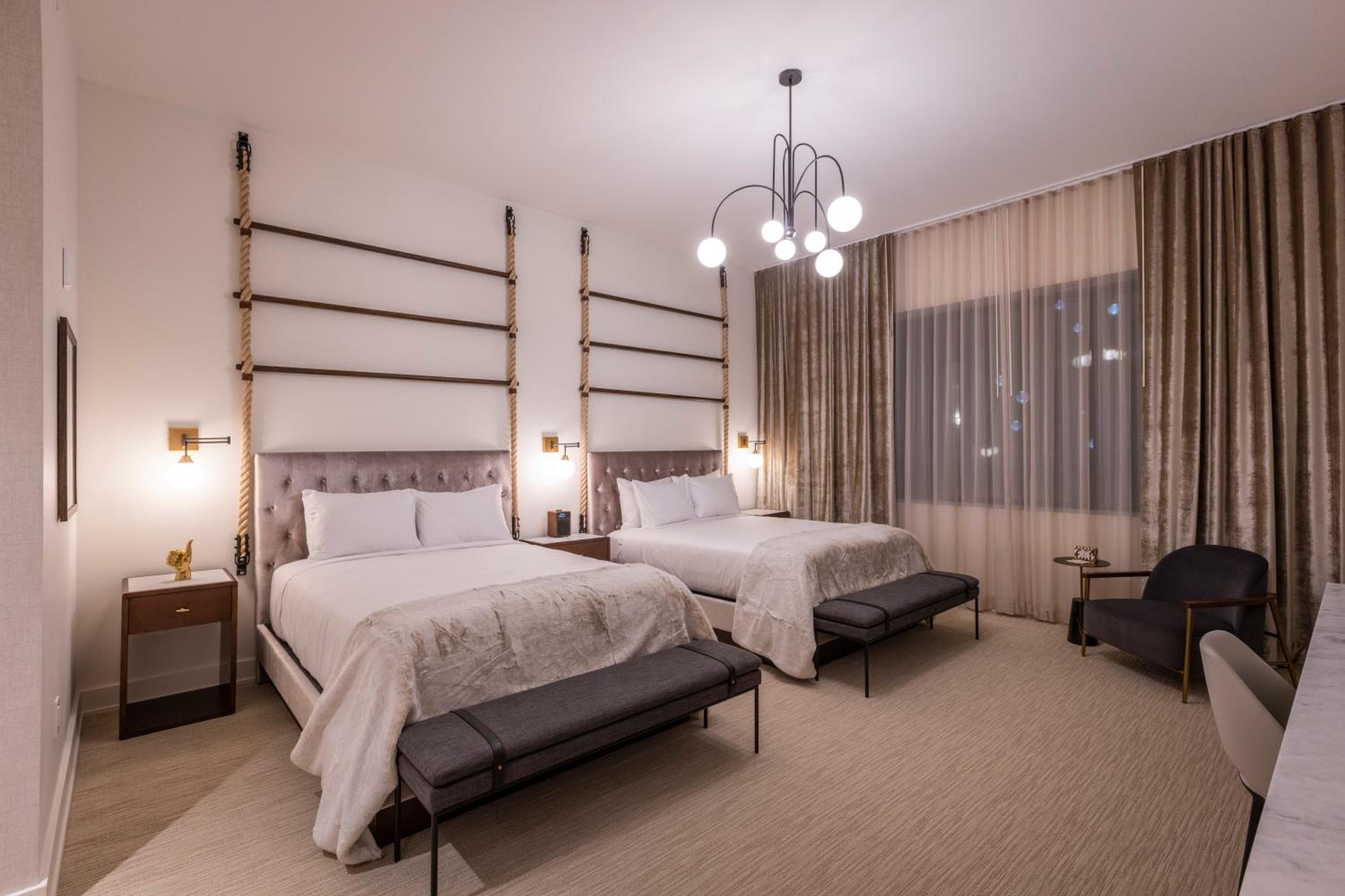Superior Queen Room with Two Queen Beds at Hotel Covington Cincinnati Riverfront in Covington