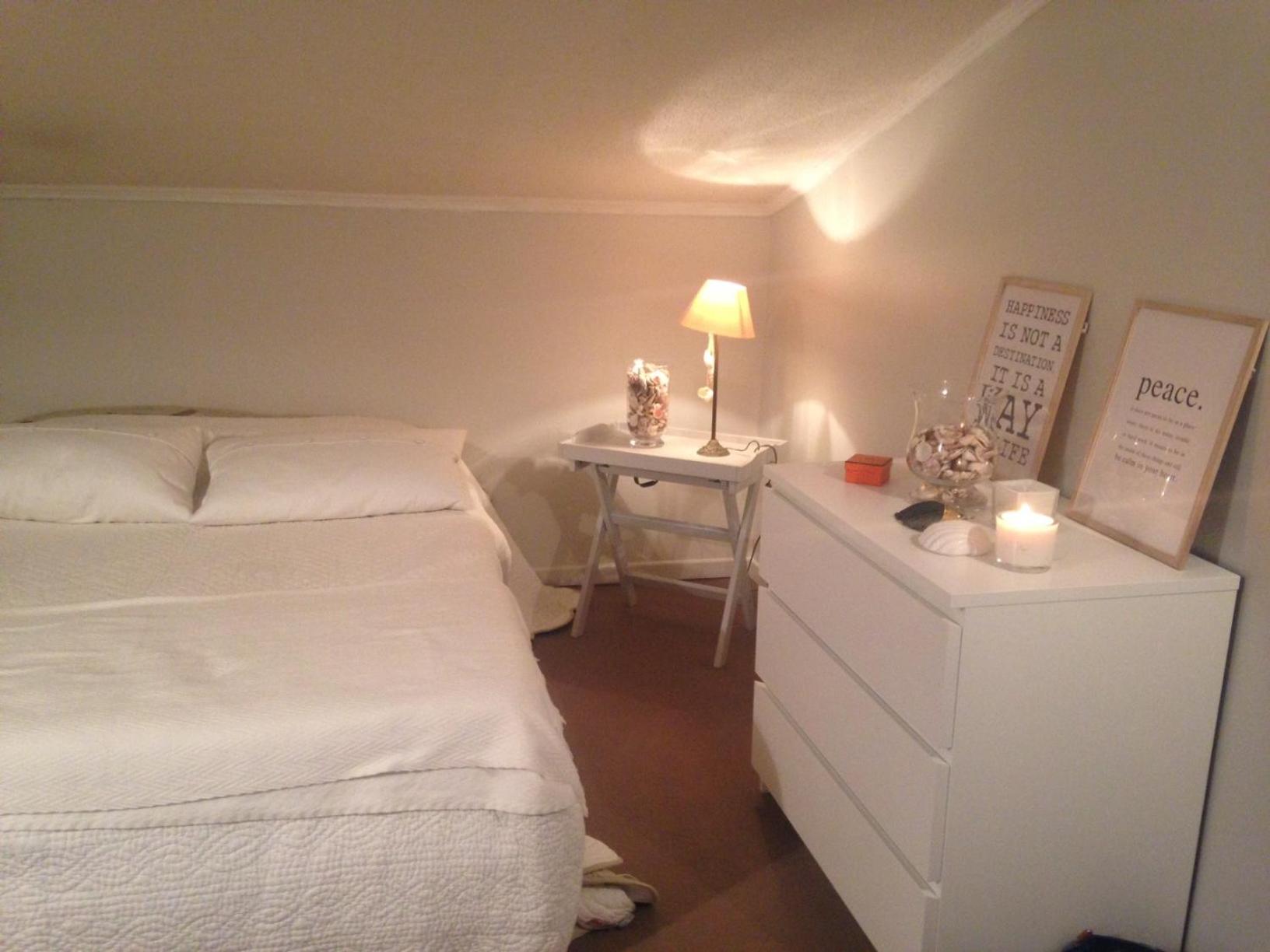 Double Room - Photo 9