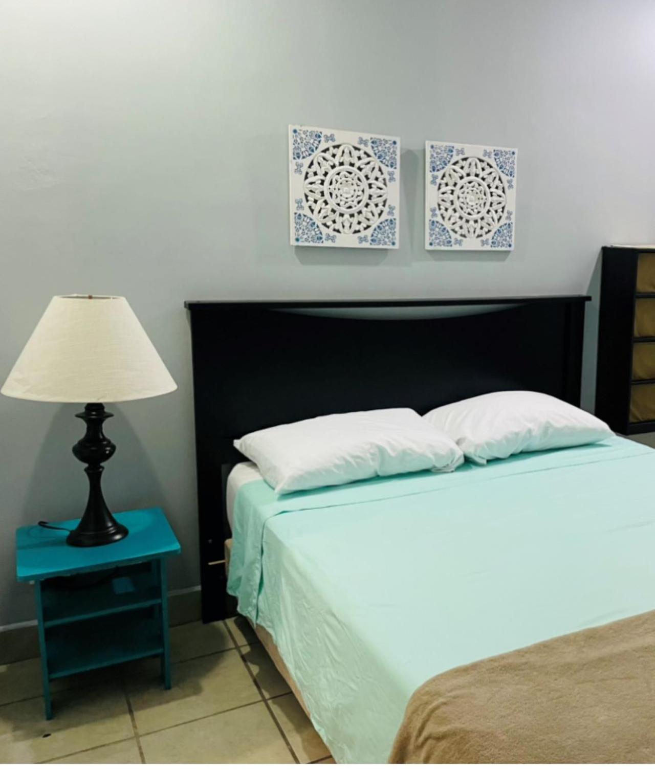 Queen Room photo 1