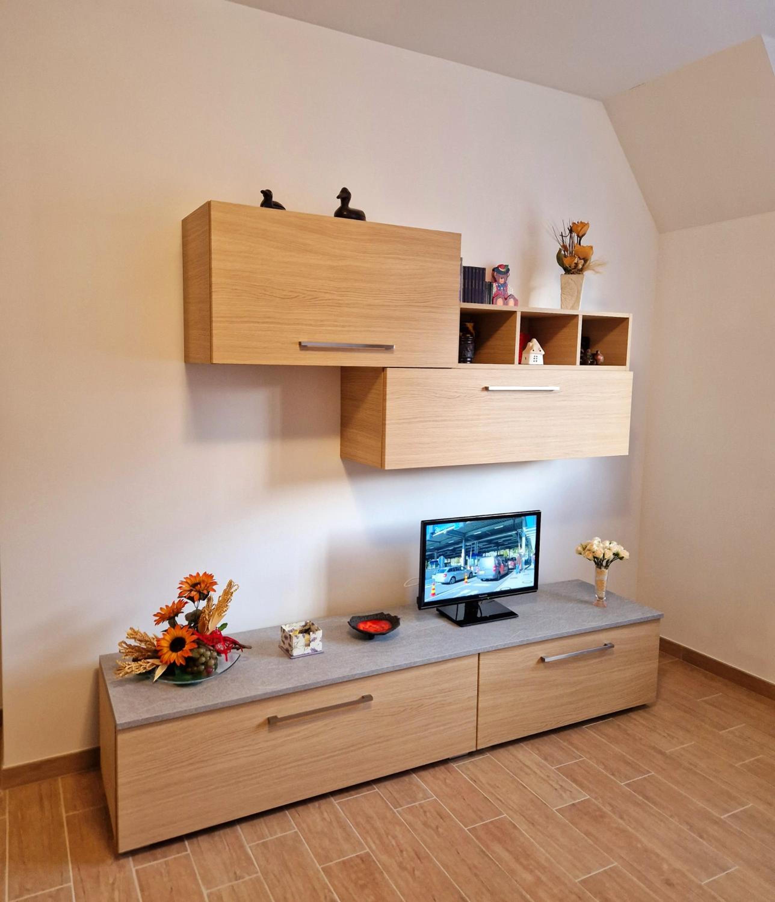 Apartment with Mountain View photo 1