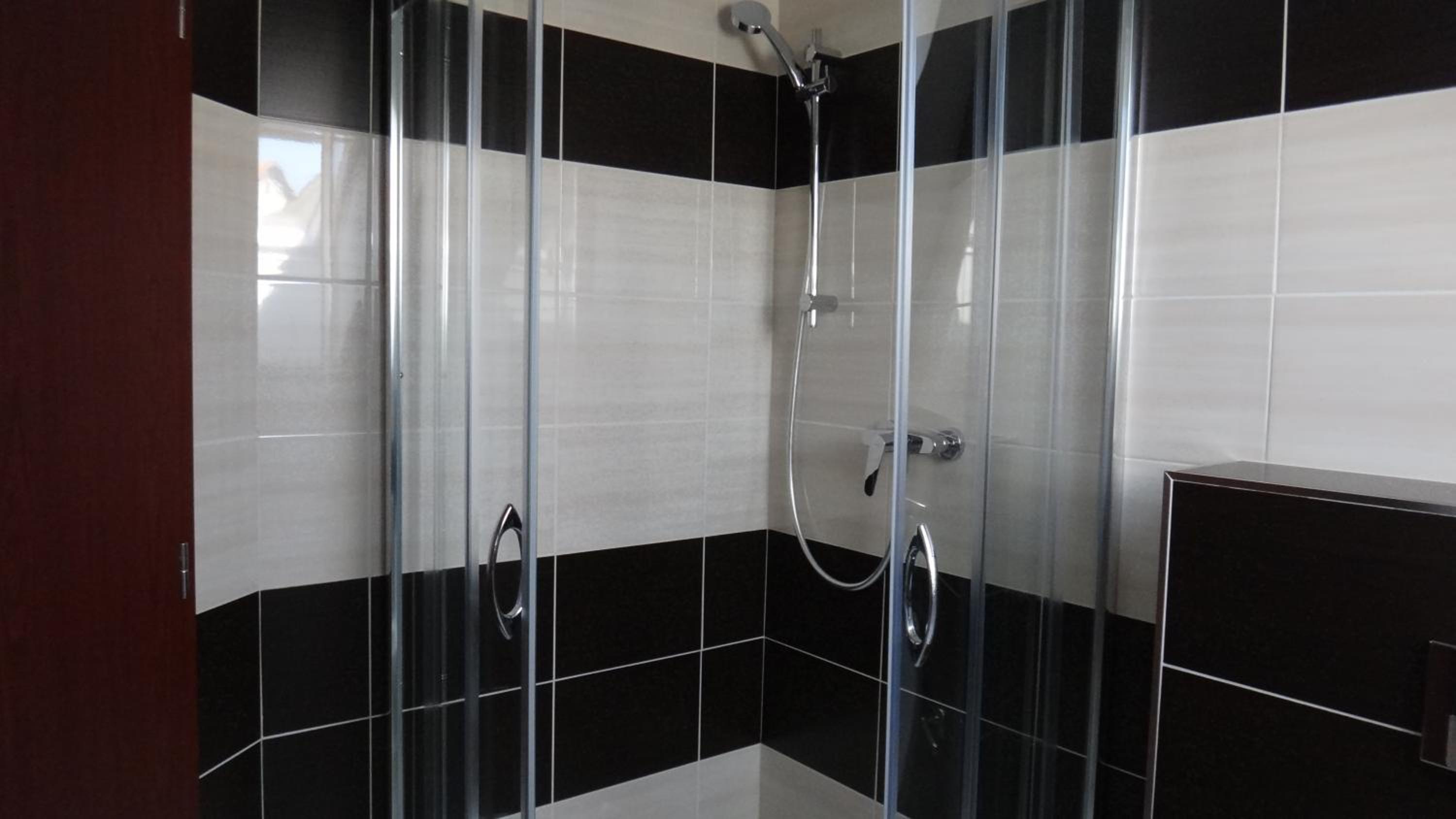 Double Room - Photo 6