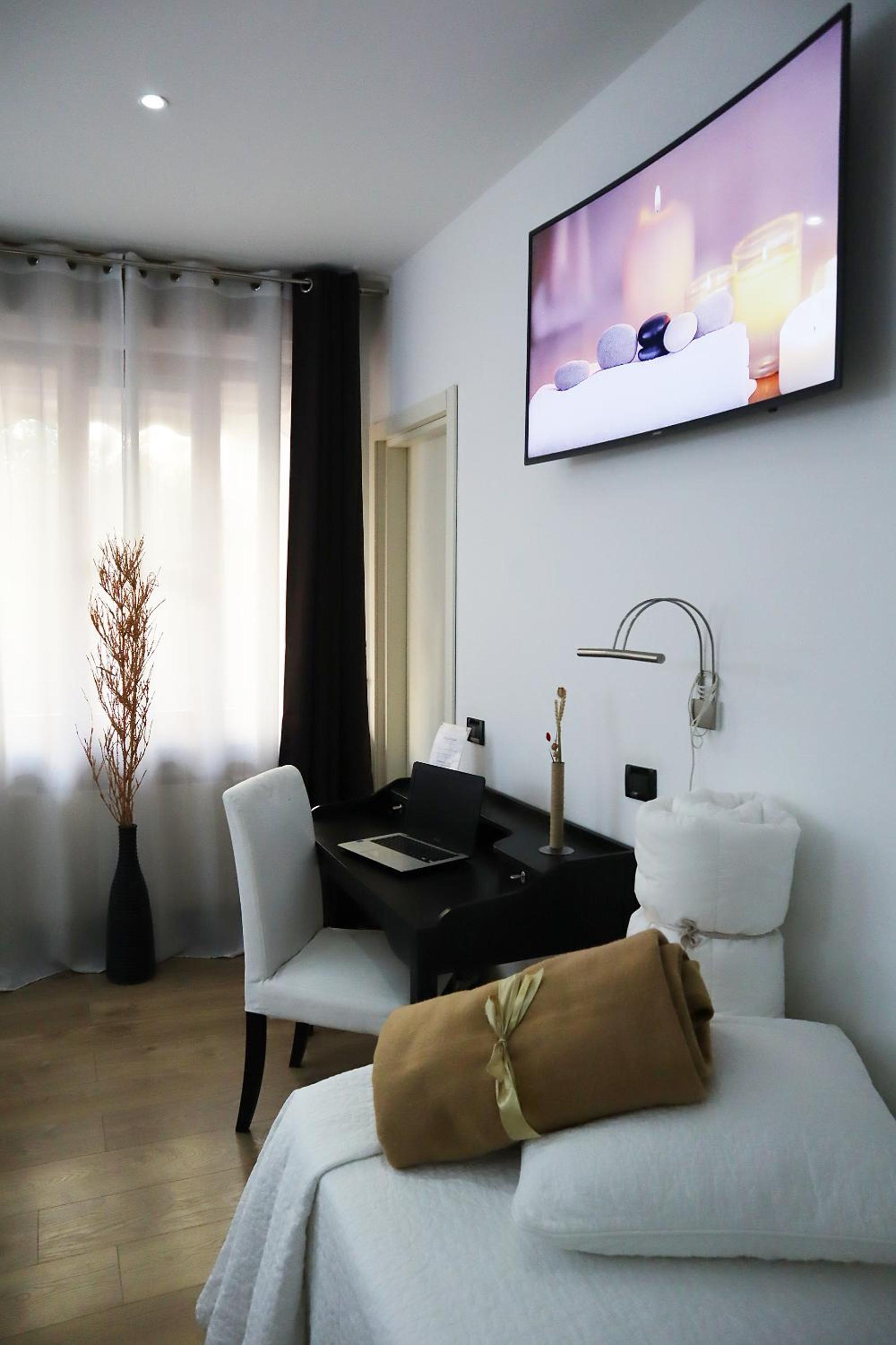 Superior Triple Room - Photo 12