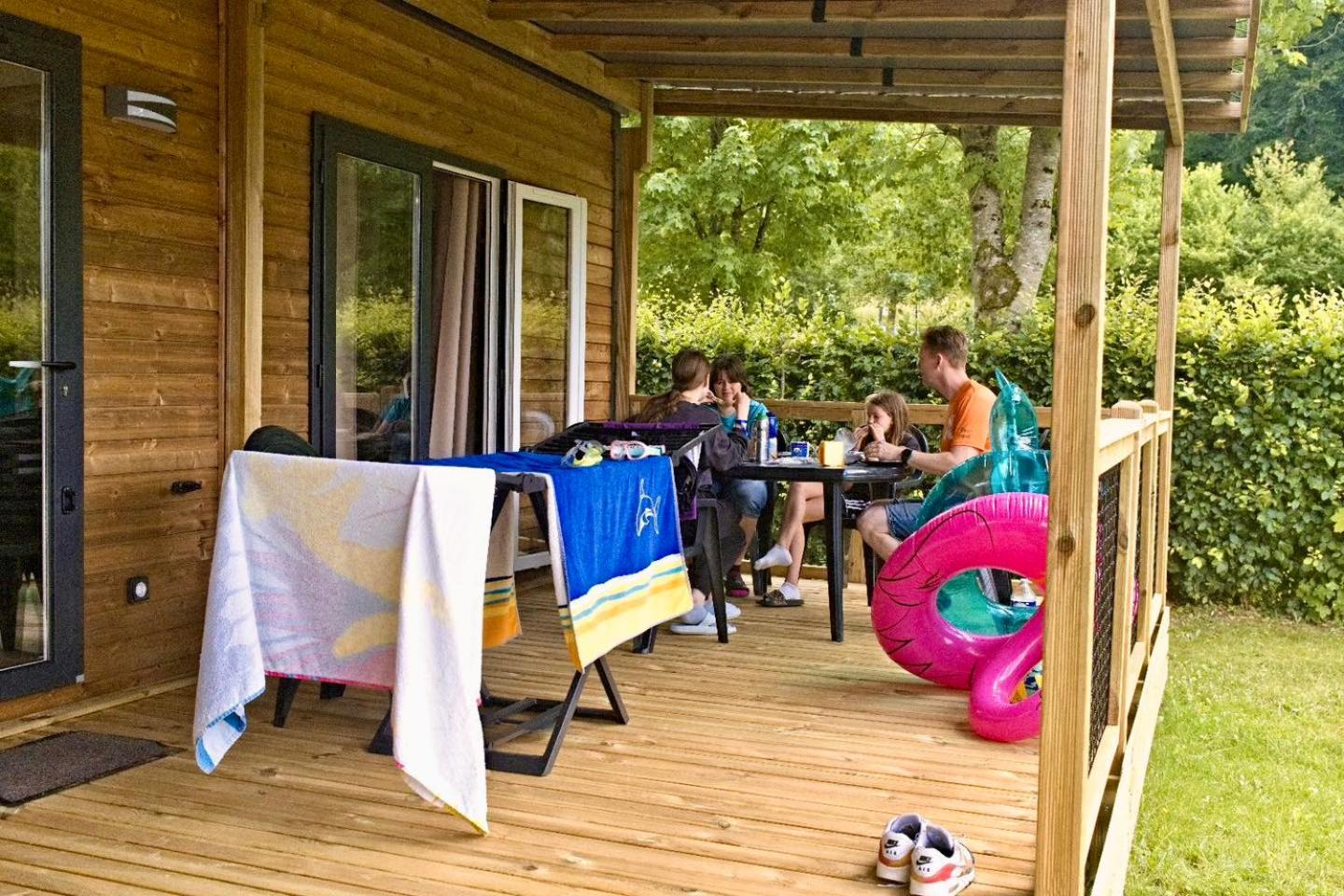 Mobile Home photo 2