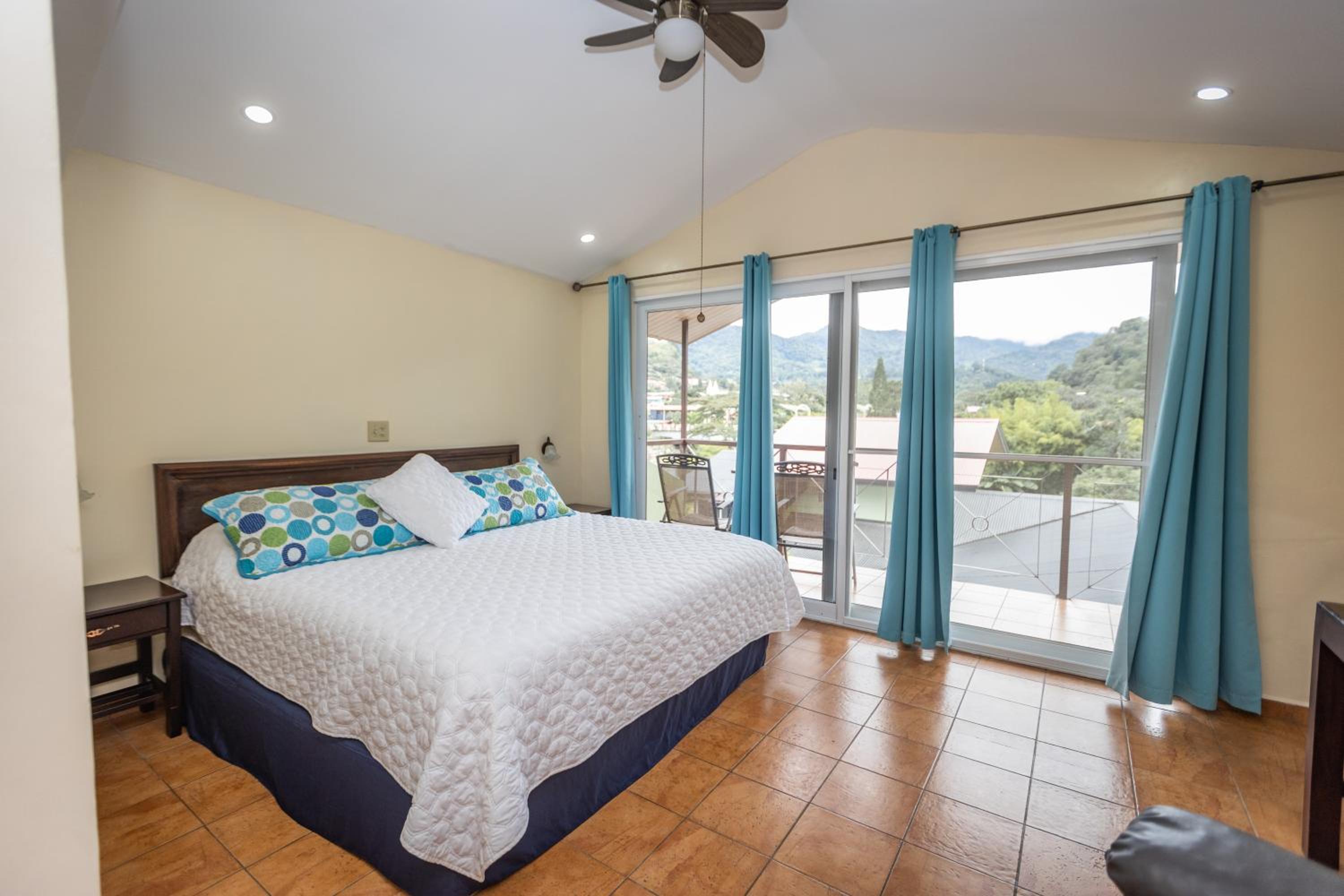Suite photo 1