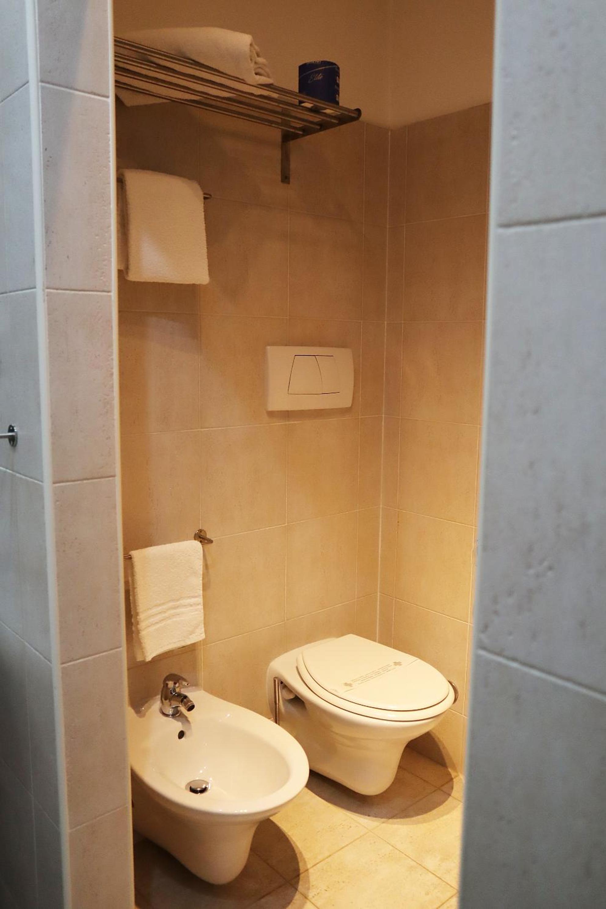 Superior Triple Room - Photo 15