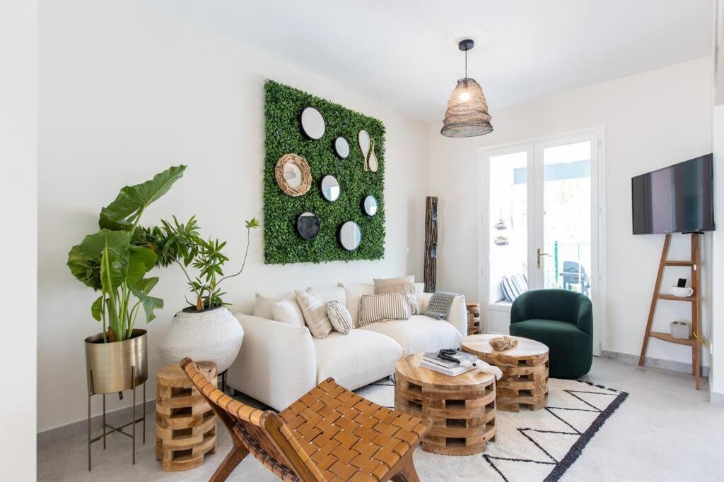 Three-Bedroom Townhouse photo 2