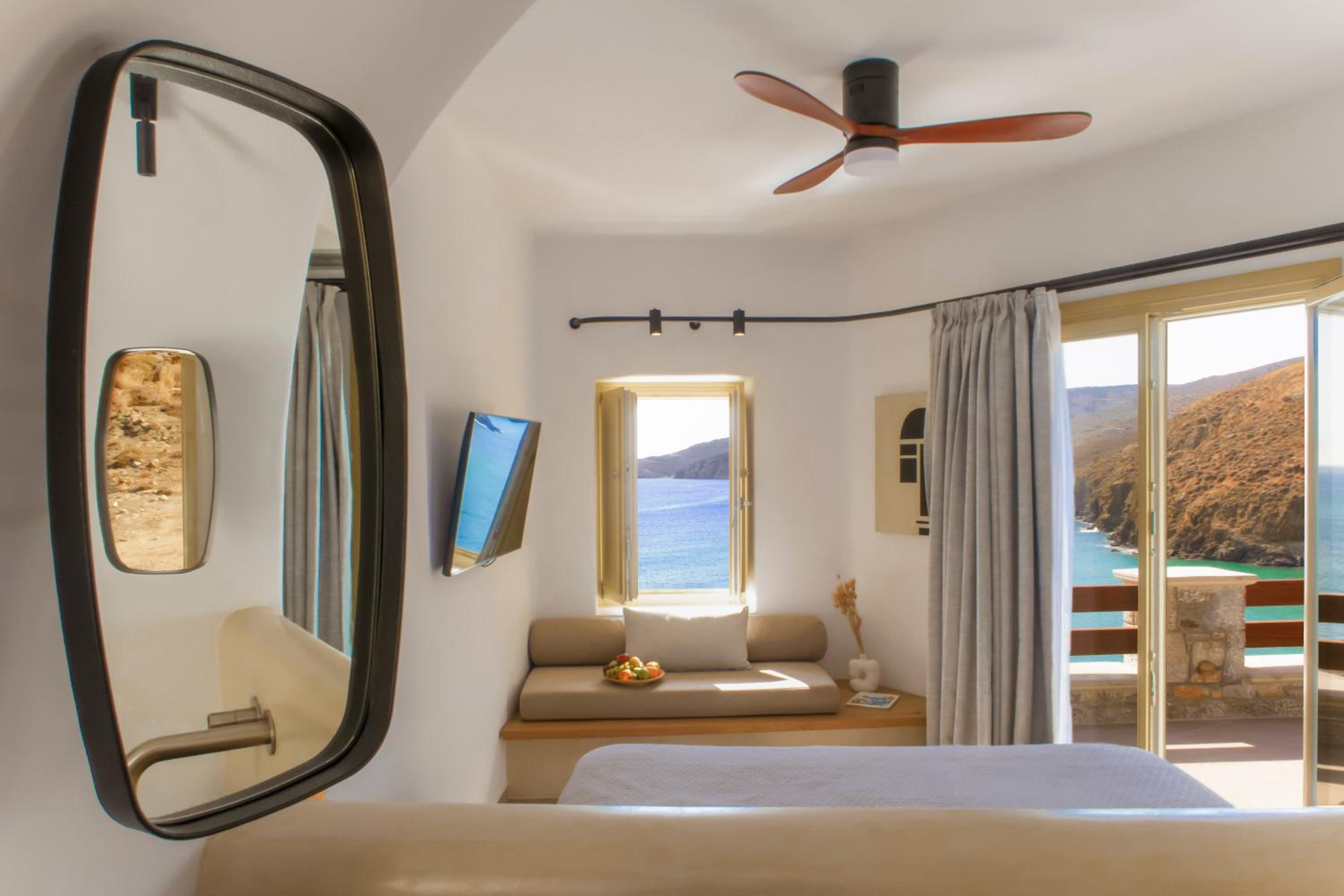 Suite with Private Pool photo 1