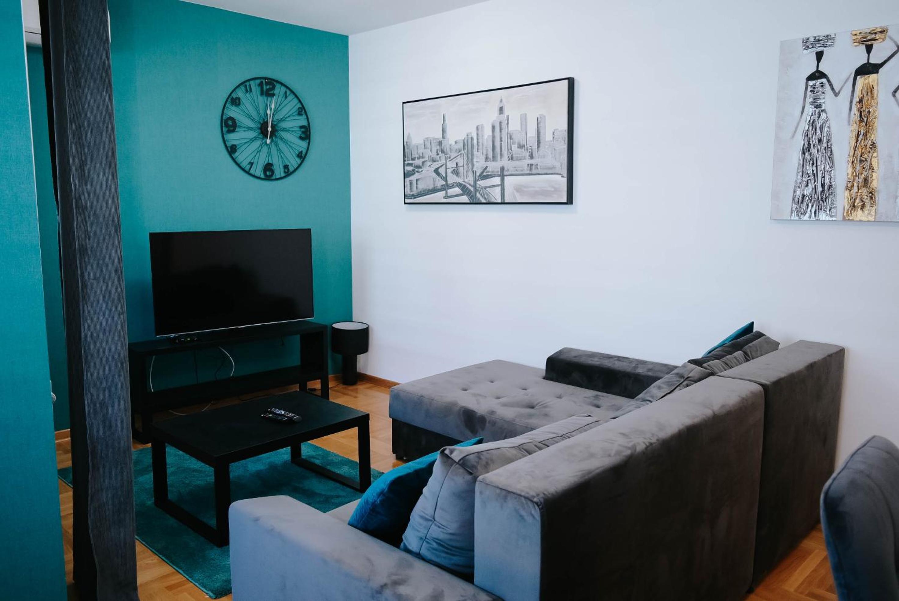 Two-Bedroom Apartment photo 2