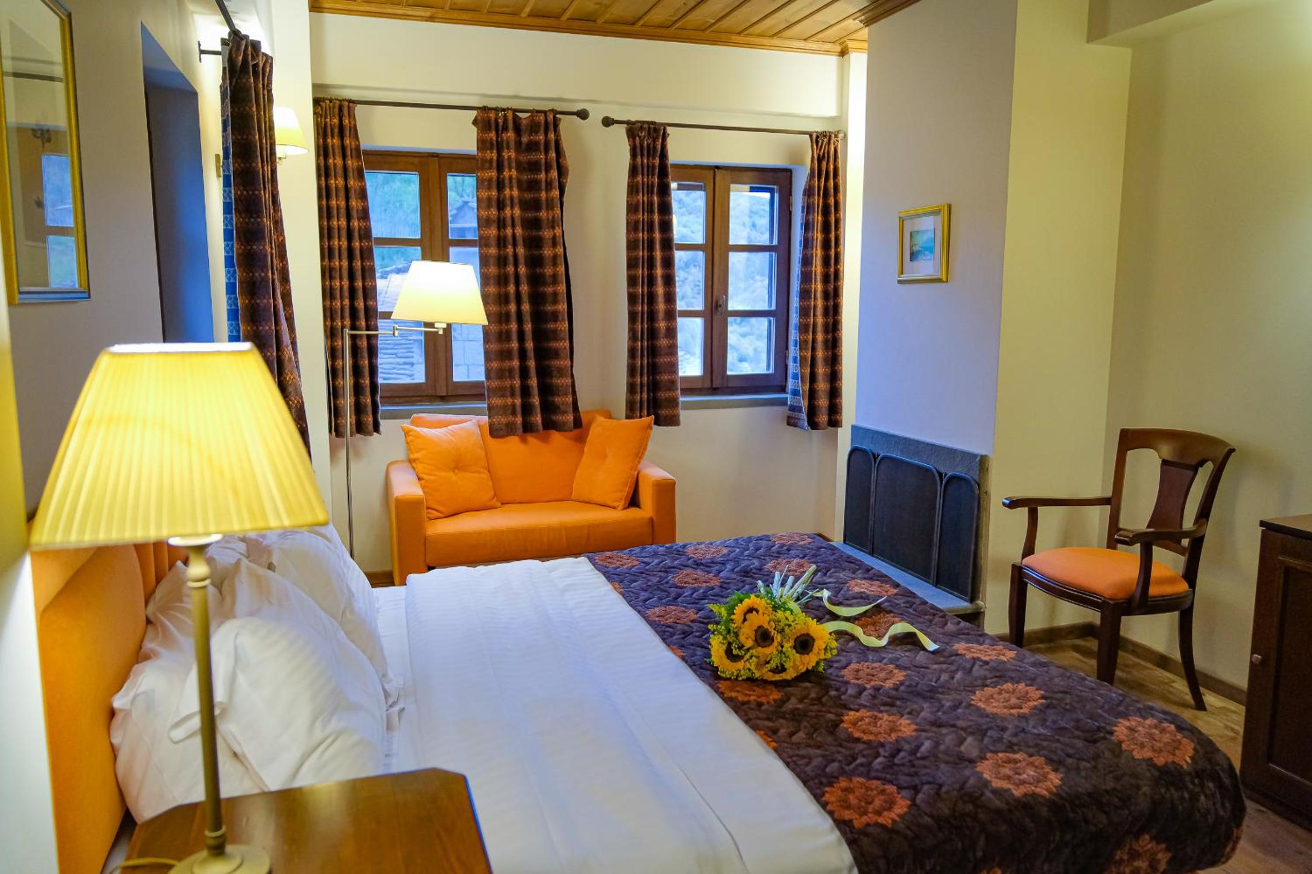 Junior Suite with Mountain View - Photo 11