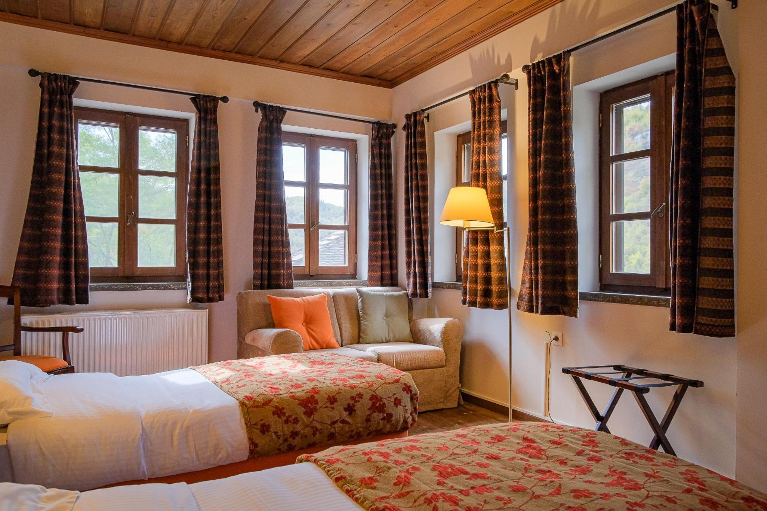 Junior Suite with Mountain View - Photo 18