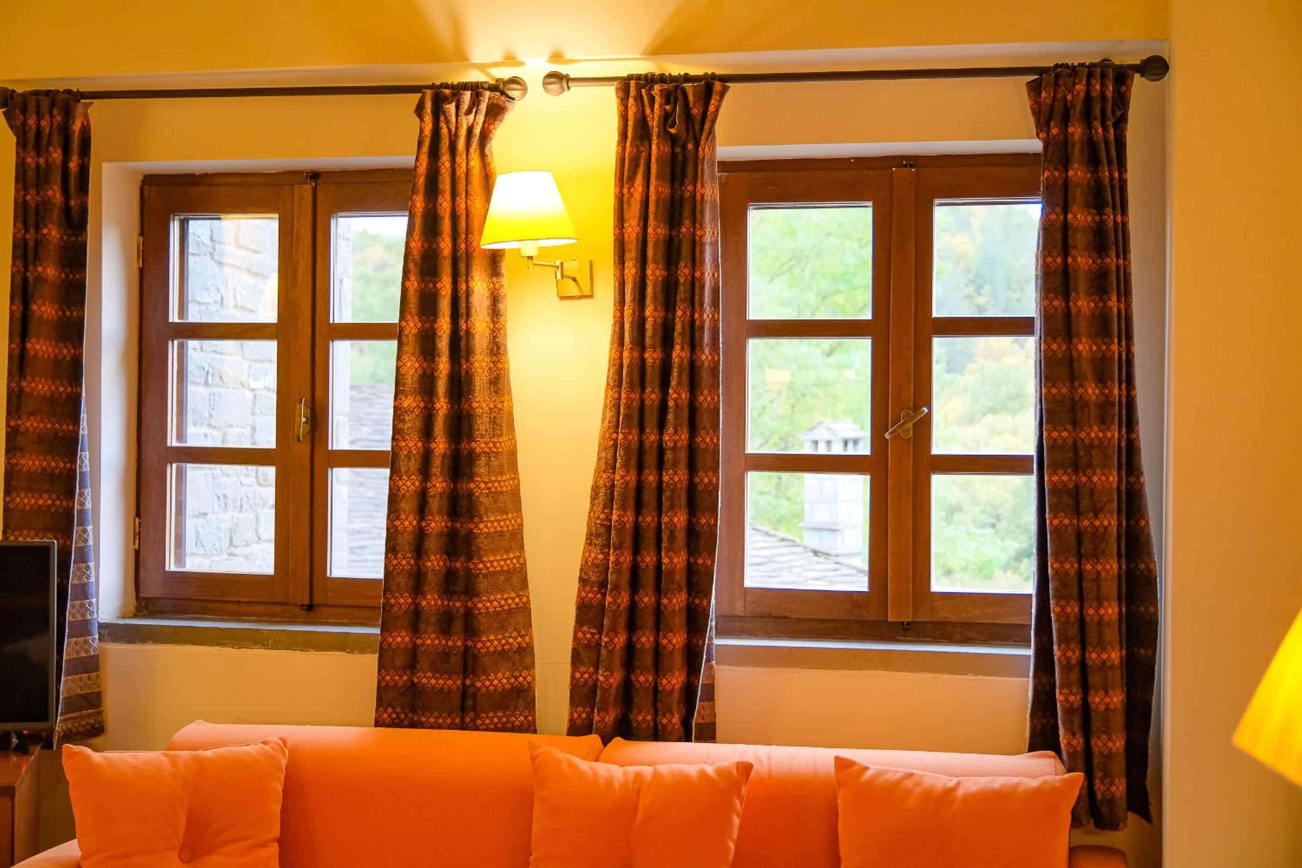 Junior Suite with Mountain View - Photo 27