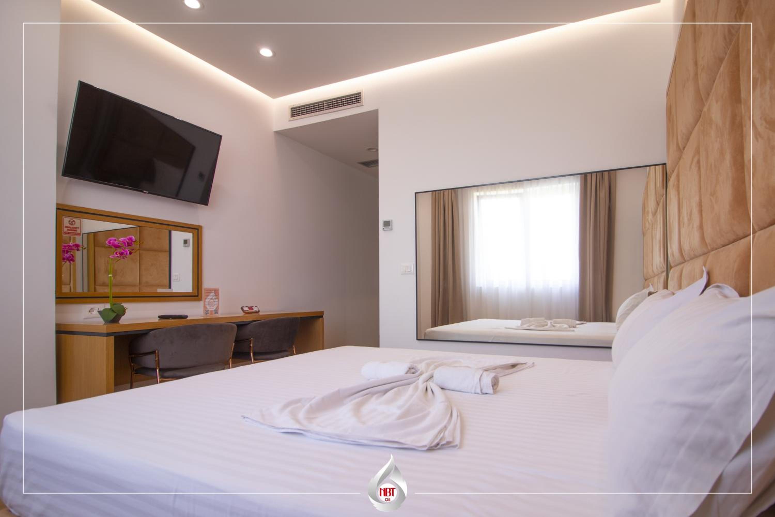 Deluxe Double Room photo 3