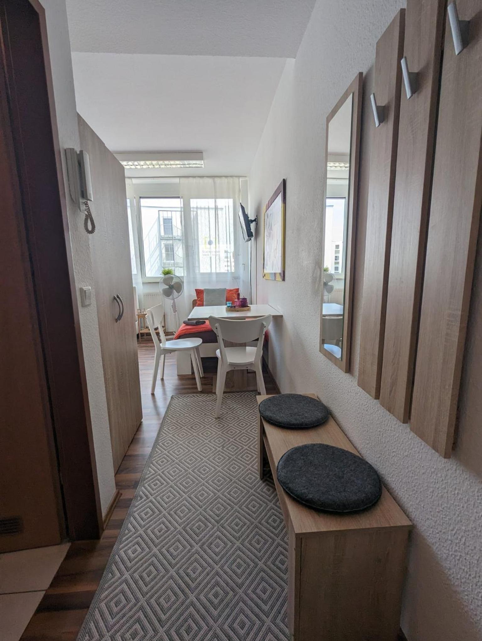 One-Bedroom Apartment - Photo 12