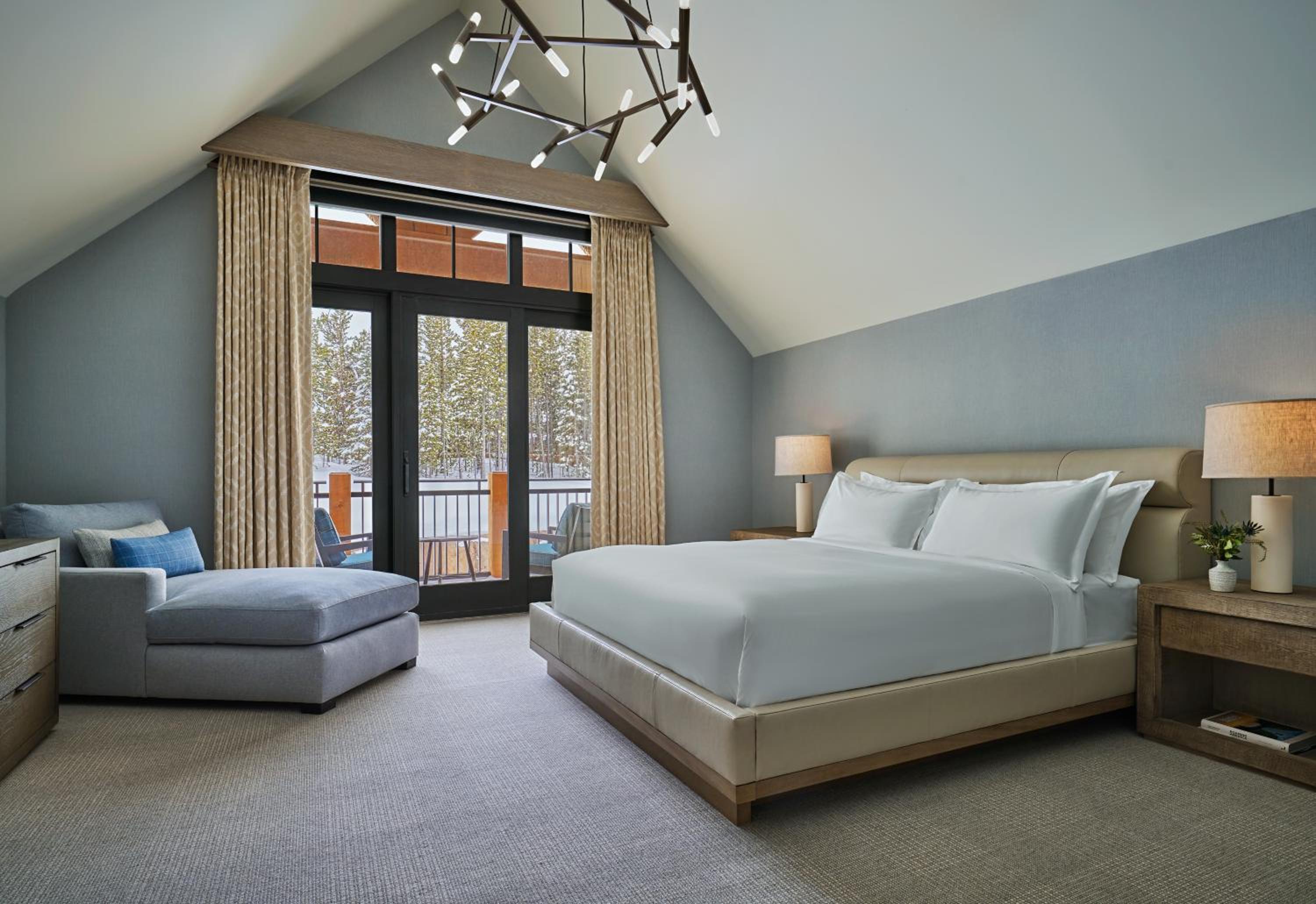 Vista Six Bedroom Grand Residence
