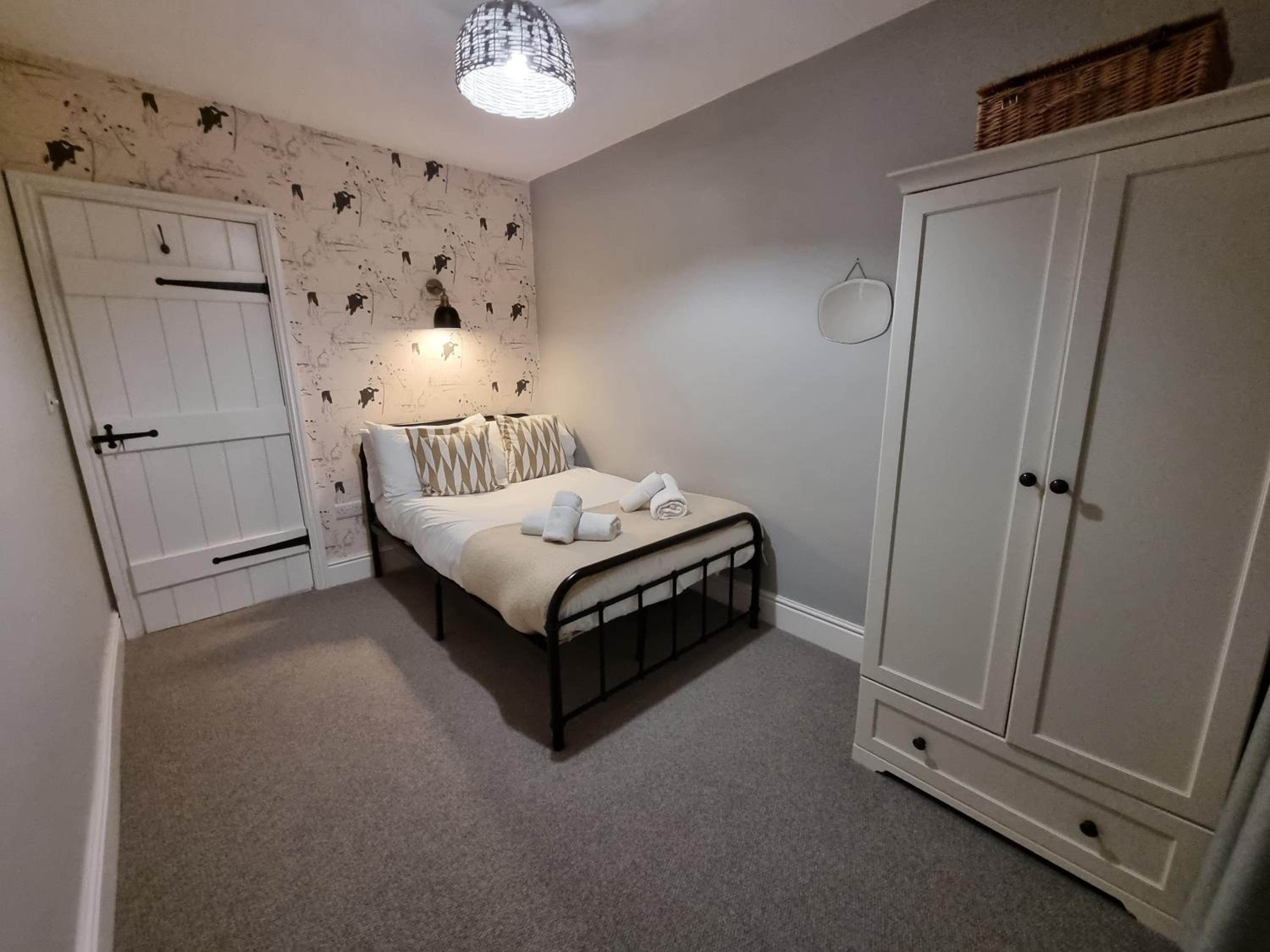 Three-Bedroom House photo 1