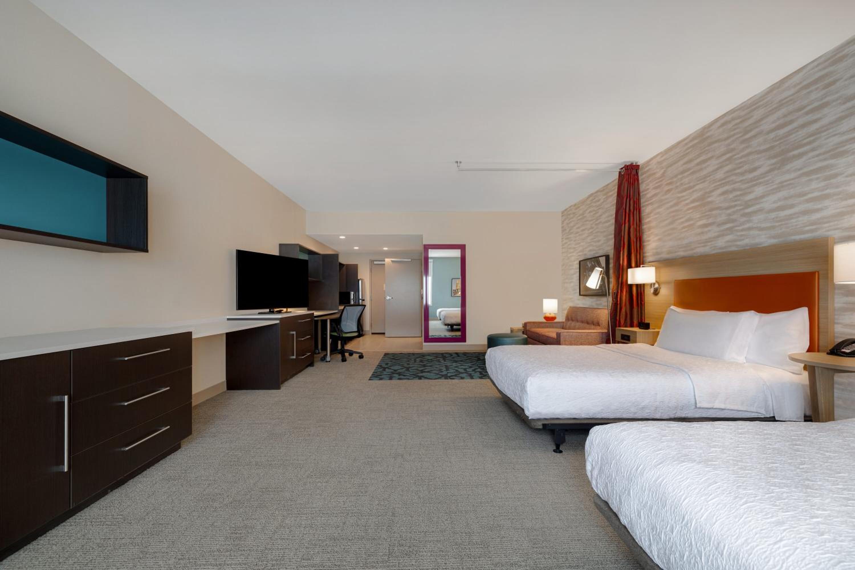 Queen Studio with Two Queen Beds - Hearing Accessible - Photo 1