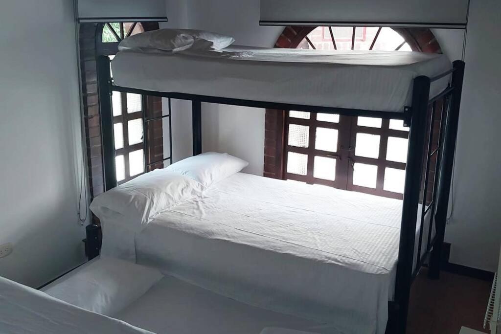 Three-Bedroom House photo 2