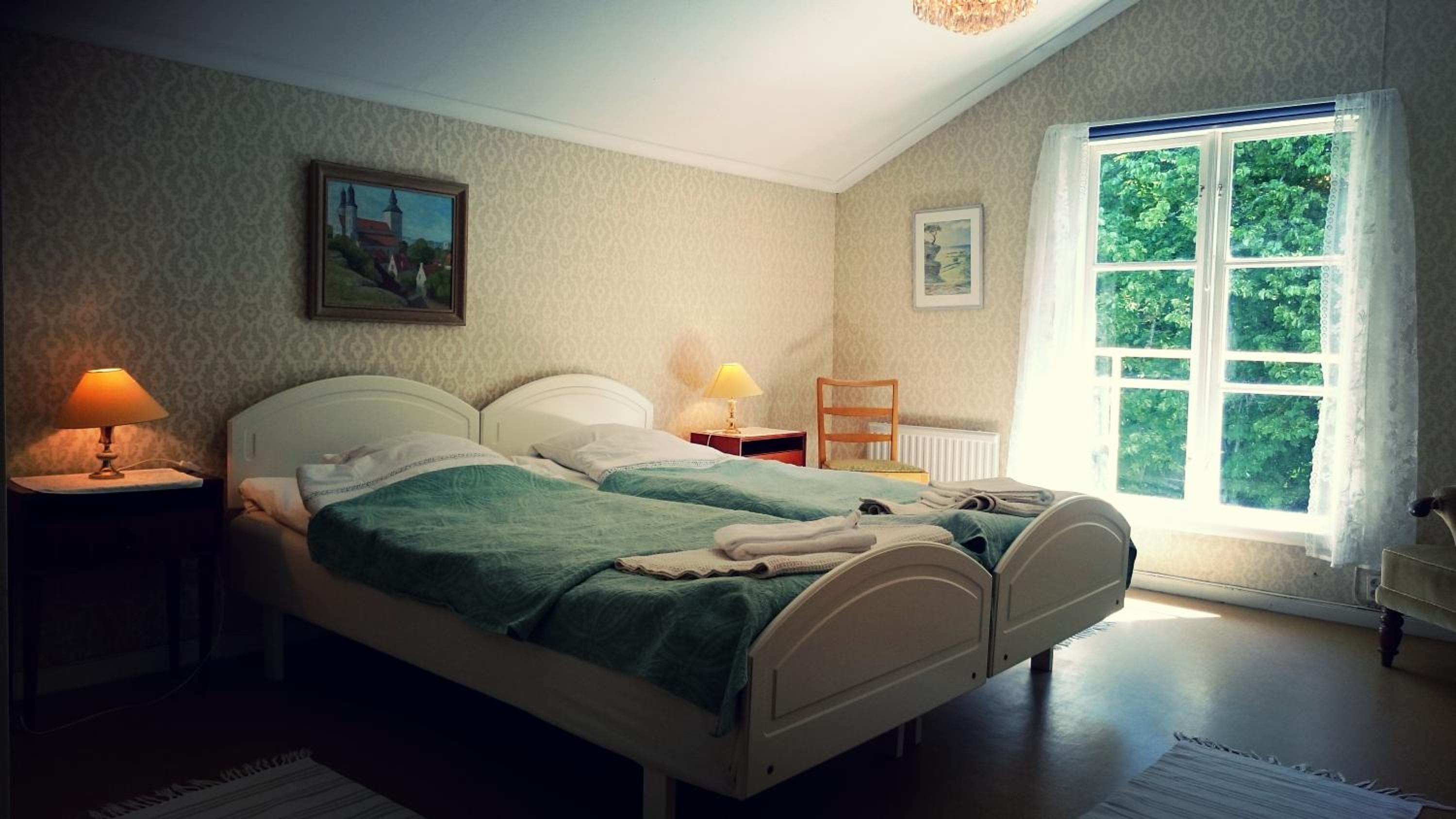 Twin Room with Garden View - Photo 2