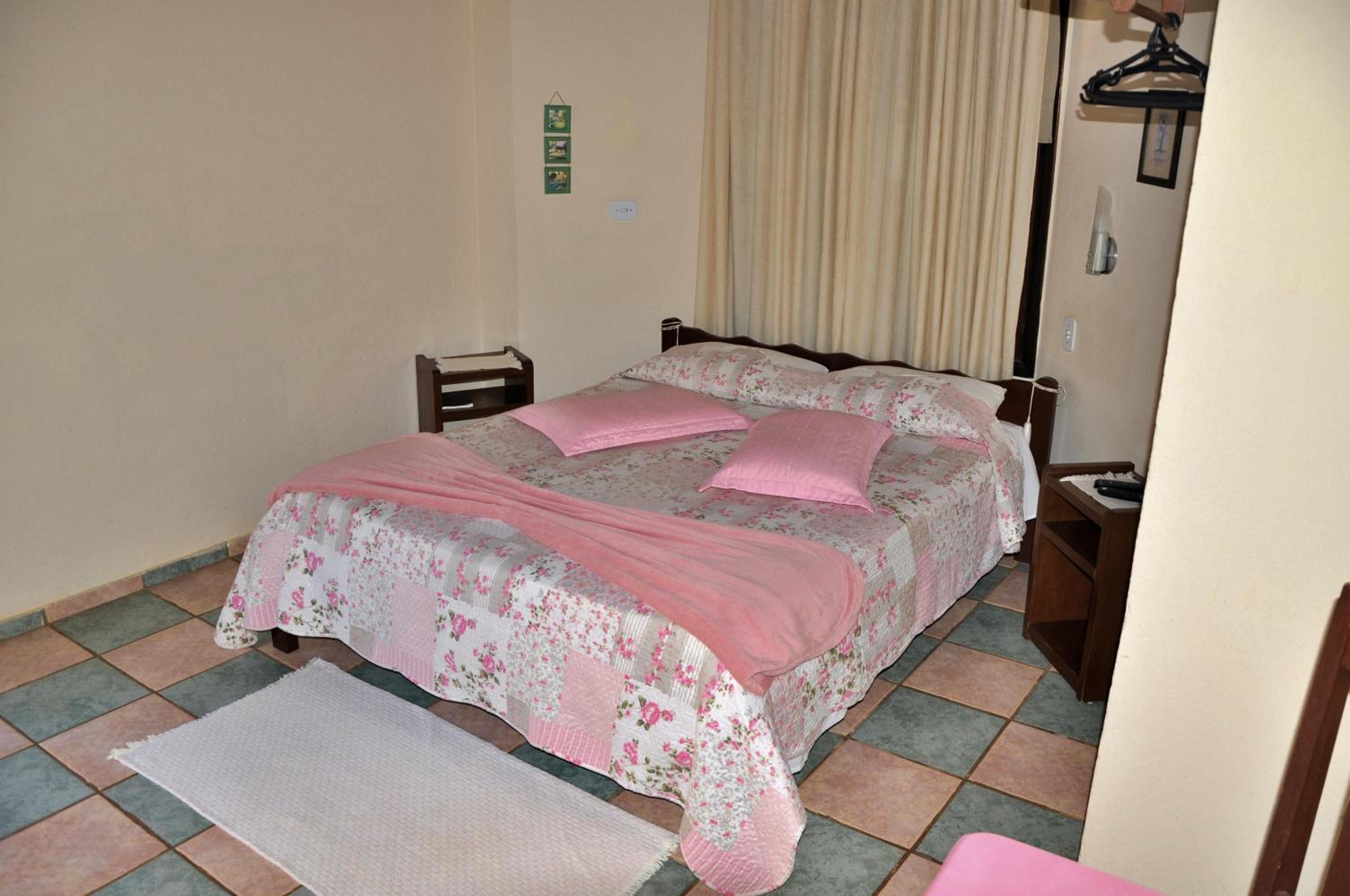 Deluxe Chalet photo 3