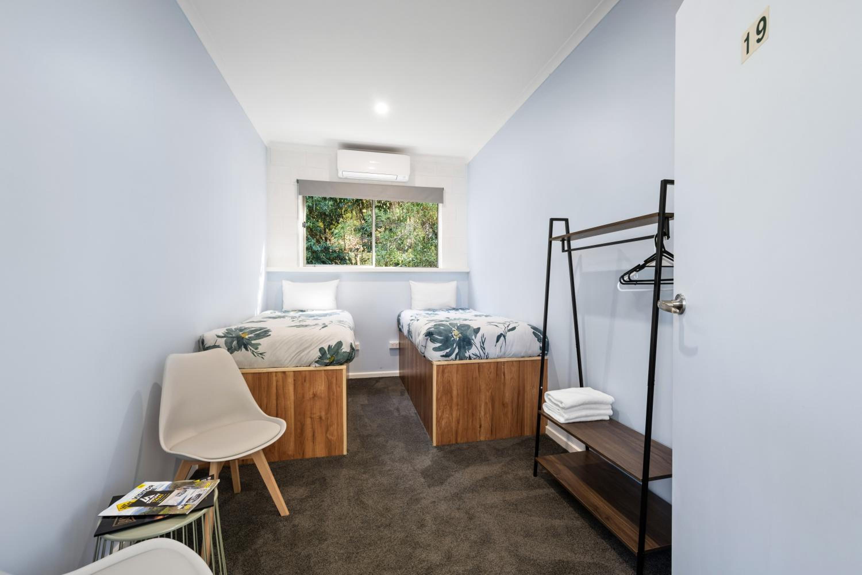 Treetops Twin Room with Shared Bathroom photo 1