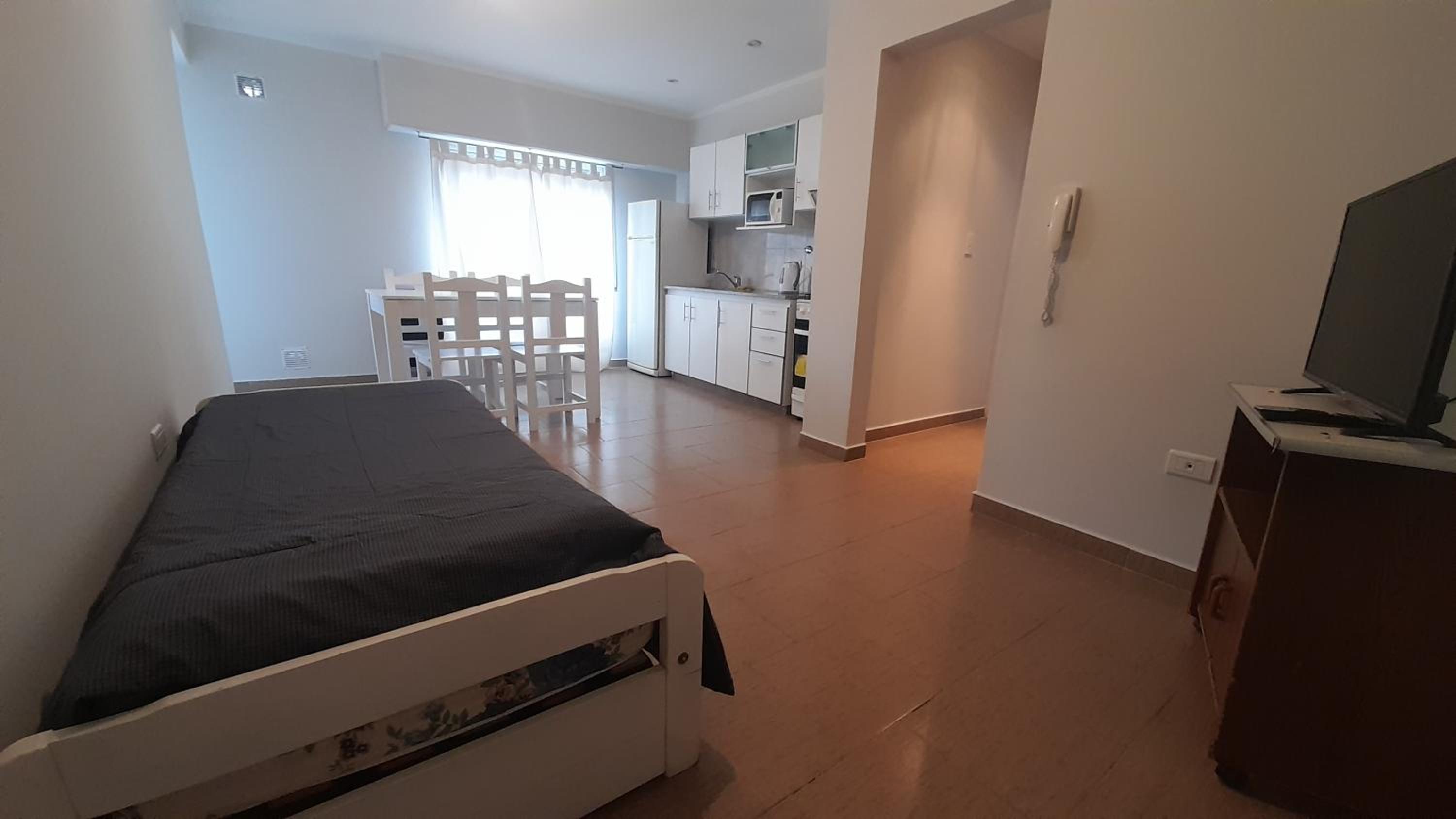 One-Bedroom Apartment photo 3