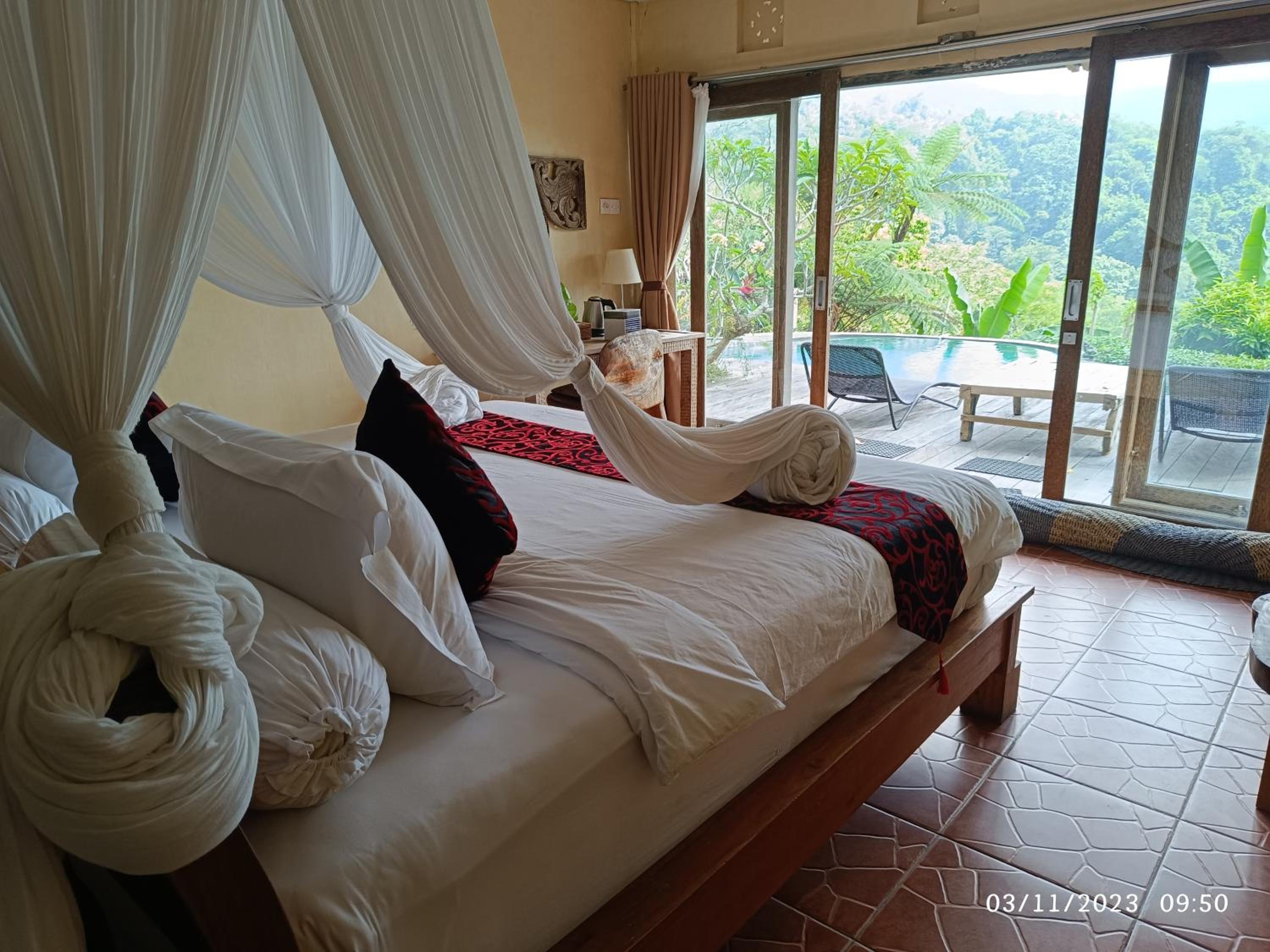 Junior Suite with Mountain and Pool View  - Photo 4