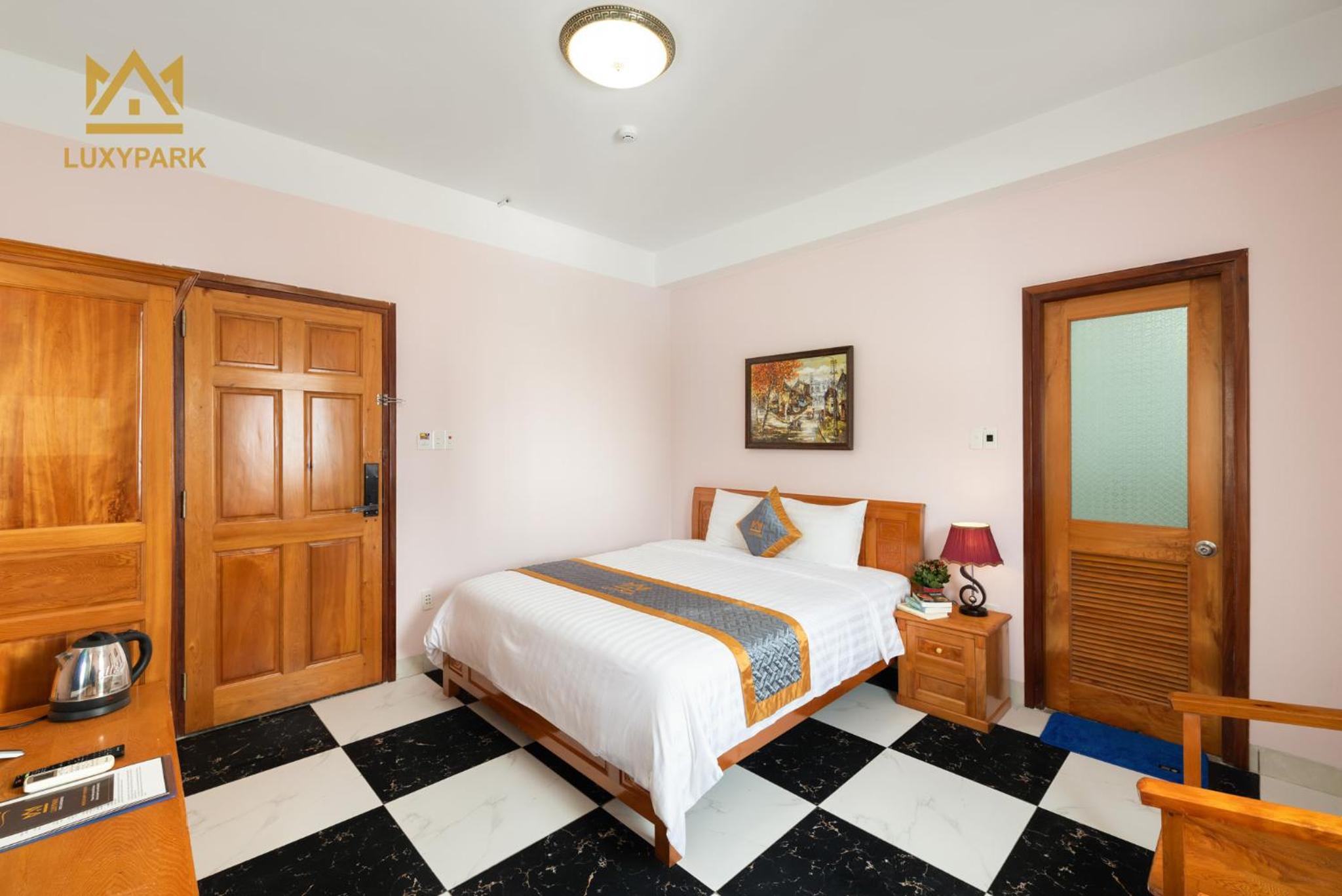 Deluxe Double Room photo 2