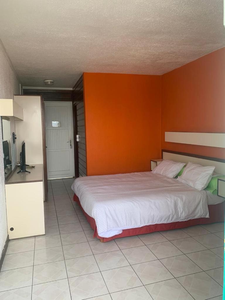 Studio Apartment with Sea View