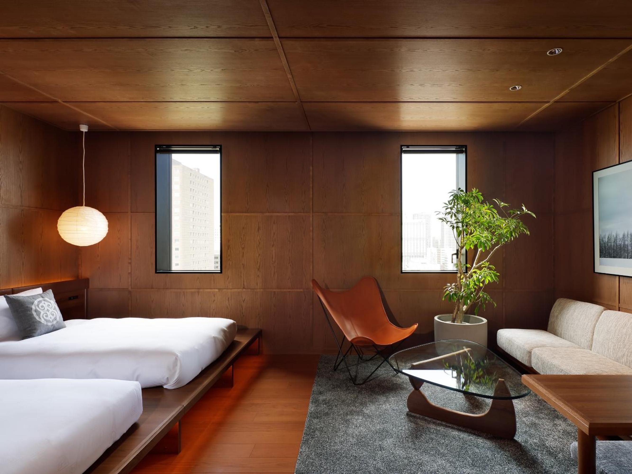 Suite with Park View - Photo 3