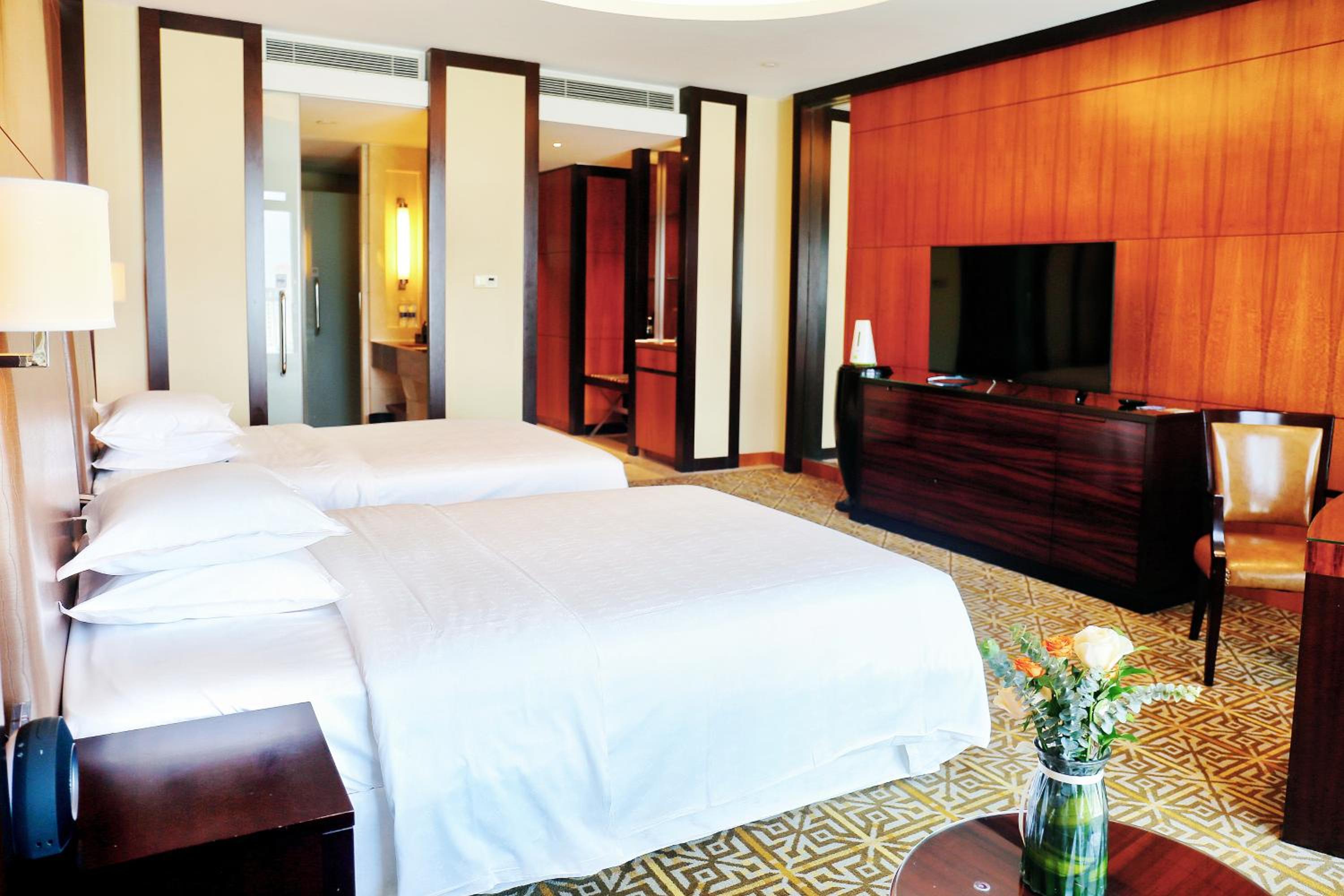 Executive Twin, Executive level, Guest room, City view photo 2