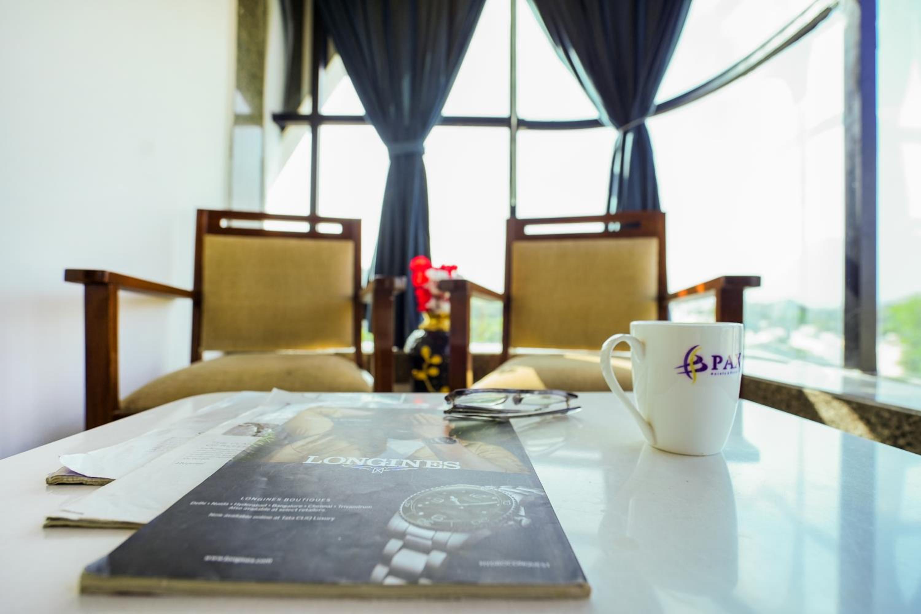 Superior King Room: 10% Discount on F&B Services and on Railway Station Transfer photo 2