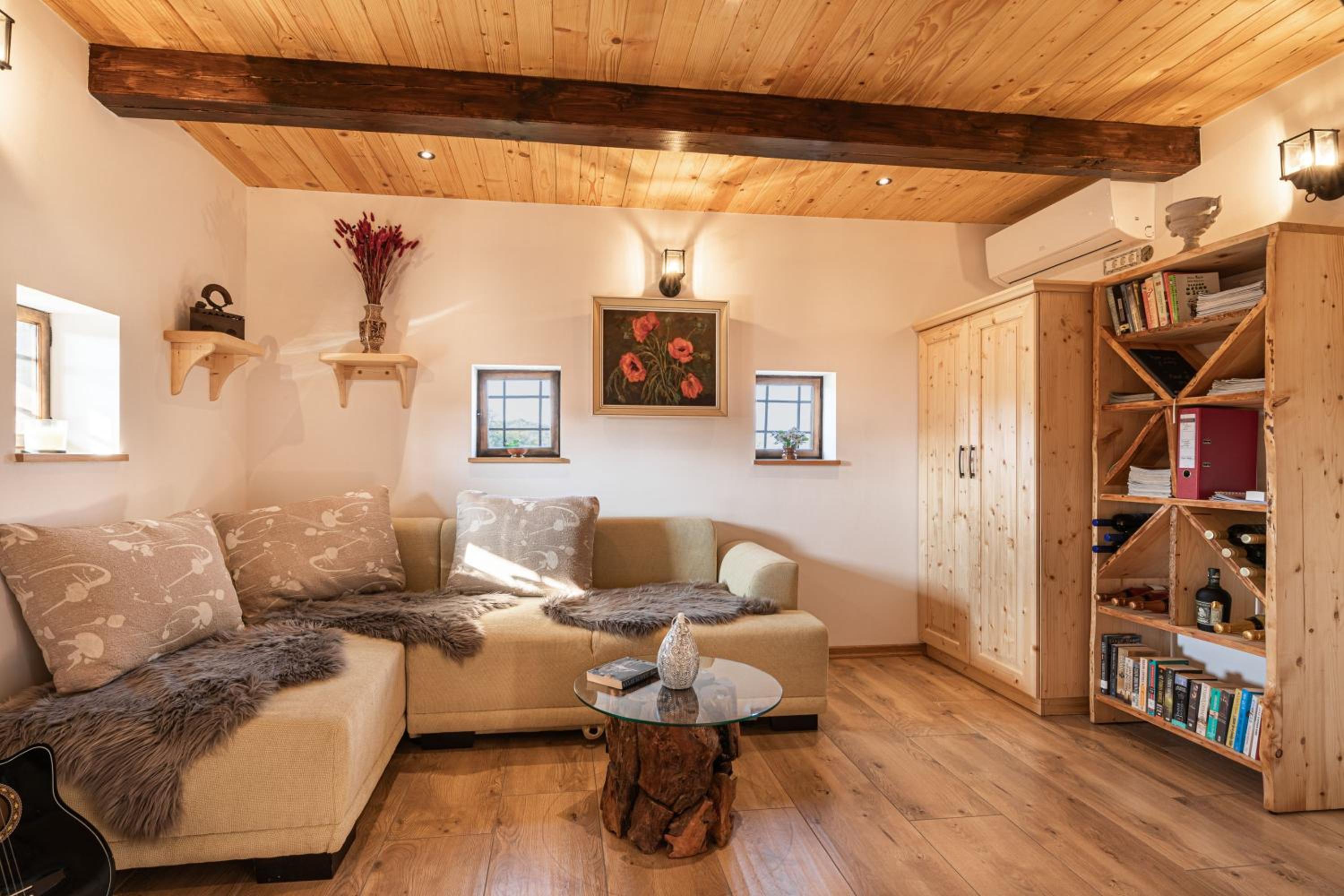 Two-Bedroom House photo 1