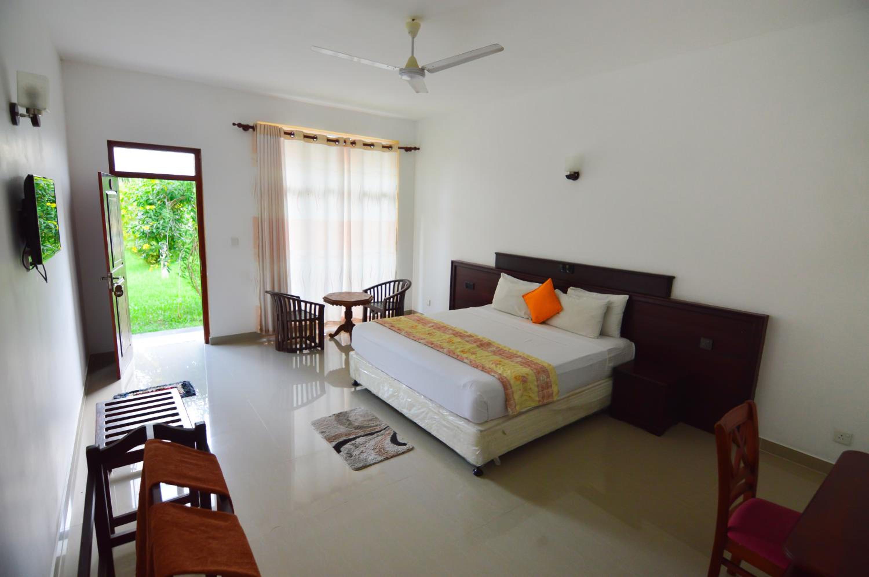 Deluxe Double Room photo 3