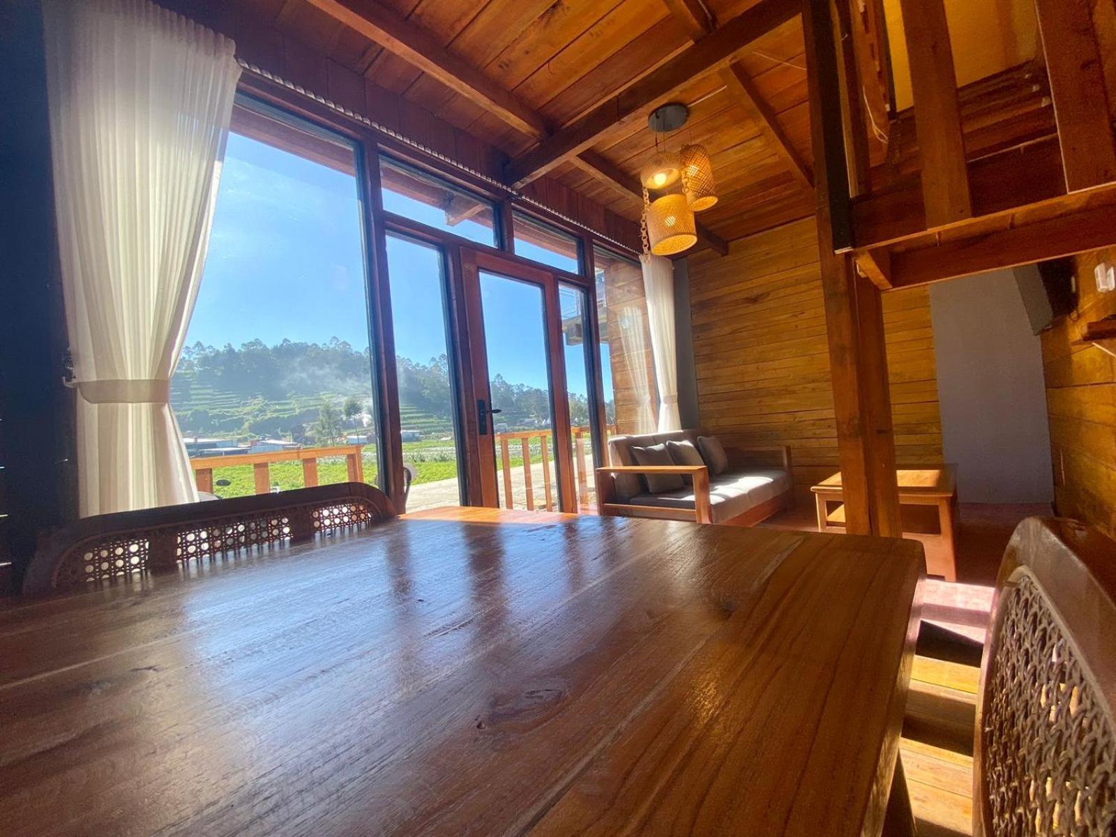 Three-Bedroom Villa photo 3