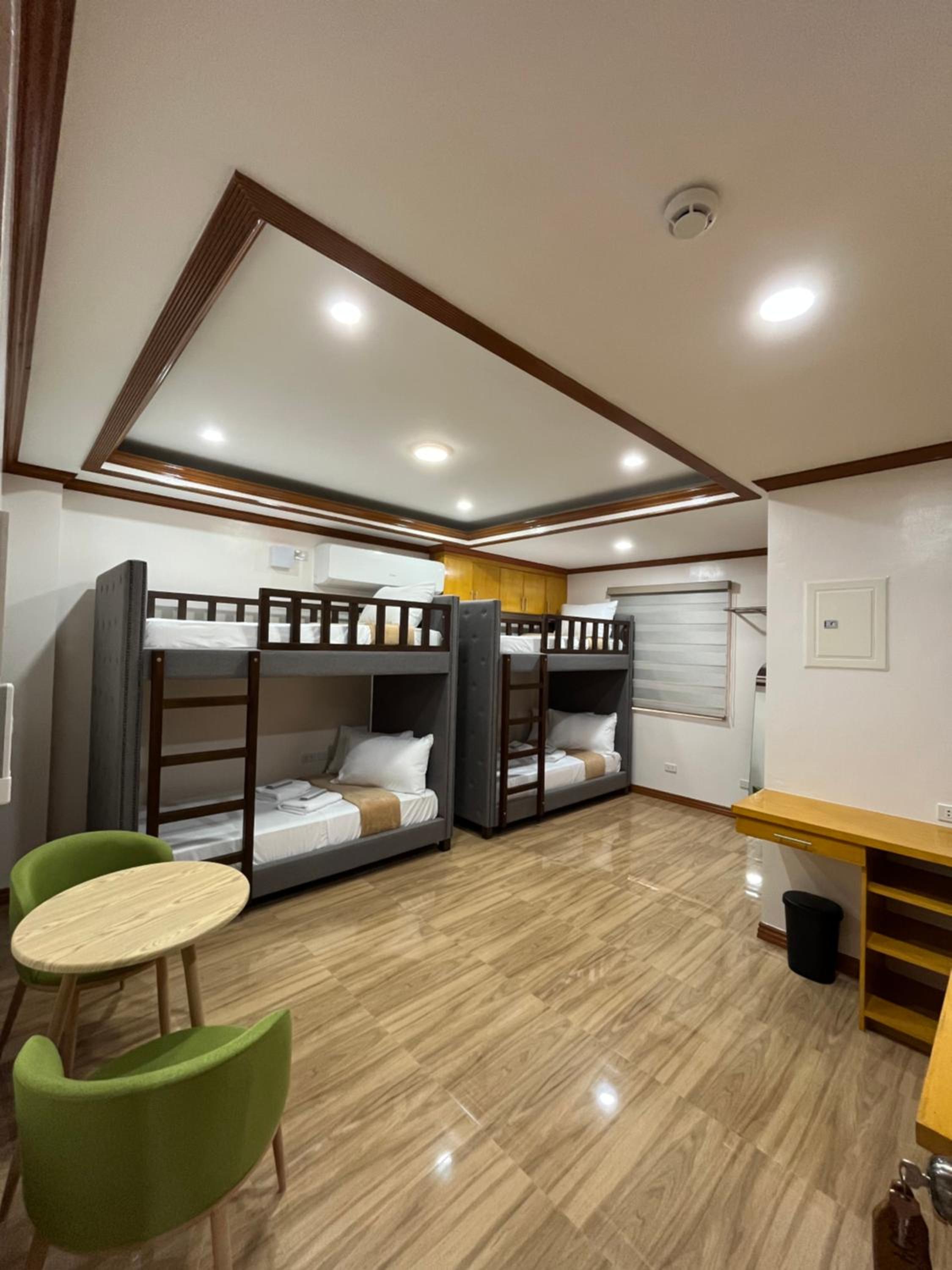 Mixed Dormitory Room photo 1