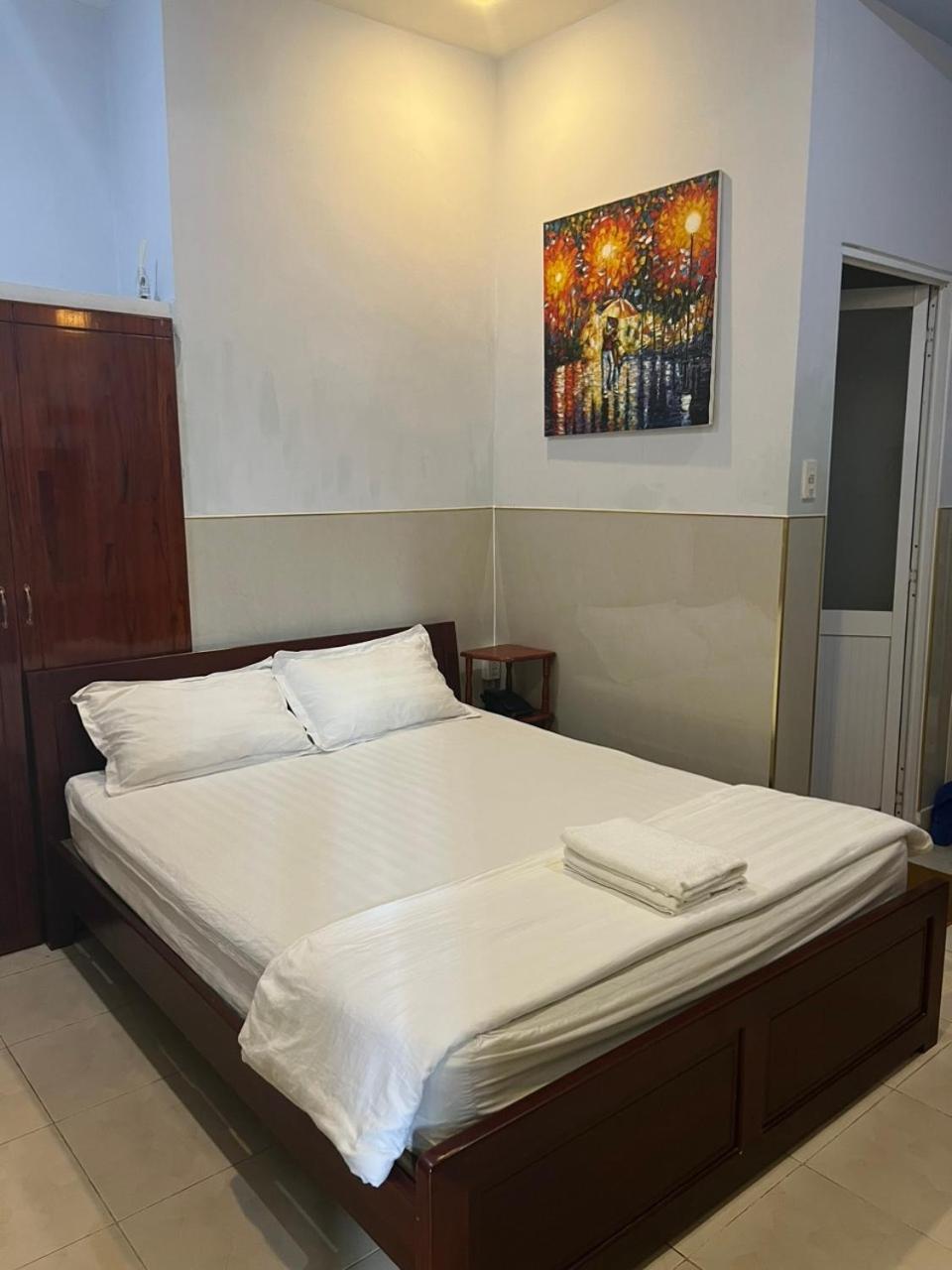  Standard Double Room - No Window photo 3