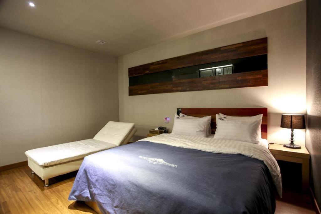 Deluxe Double Room photo 3