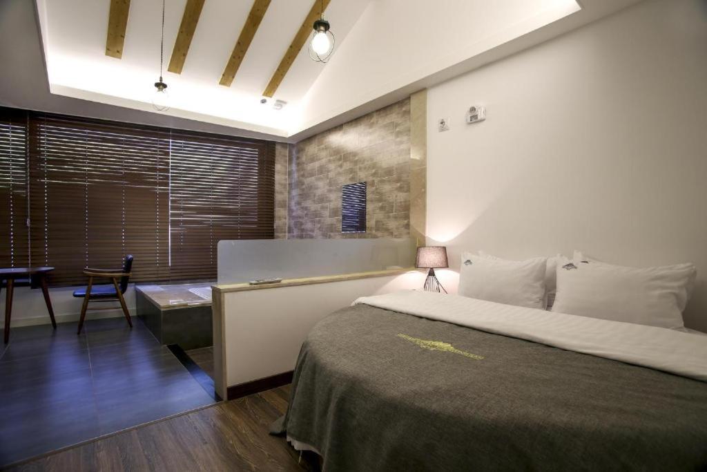 Duplex Studio photo 2