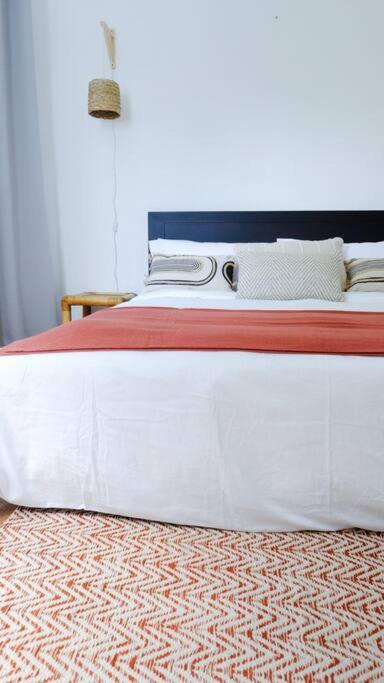 Three-Bedroom House photo 2