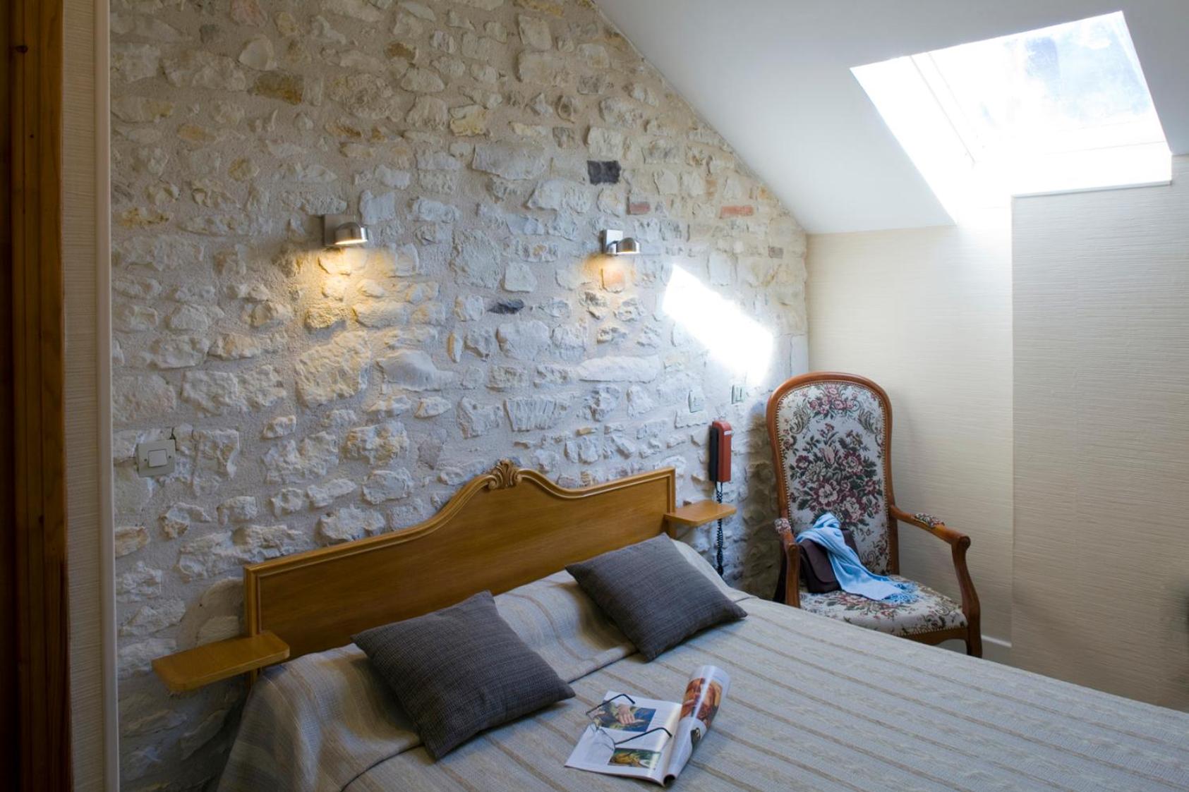 Economy Double Room photo 1