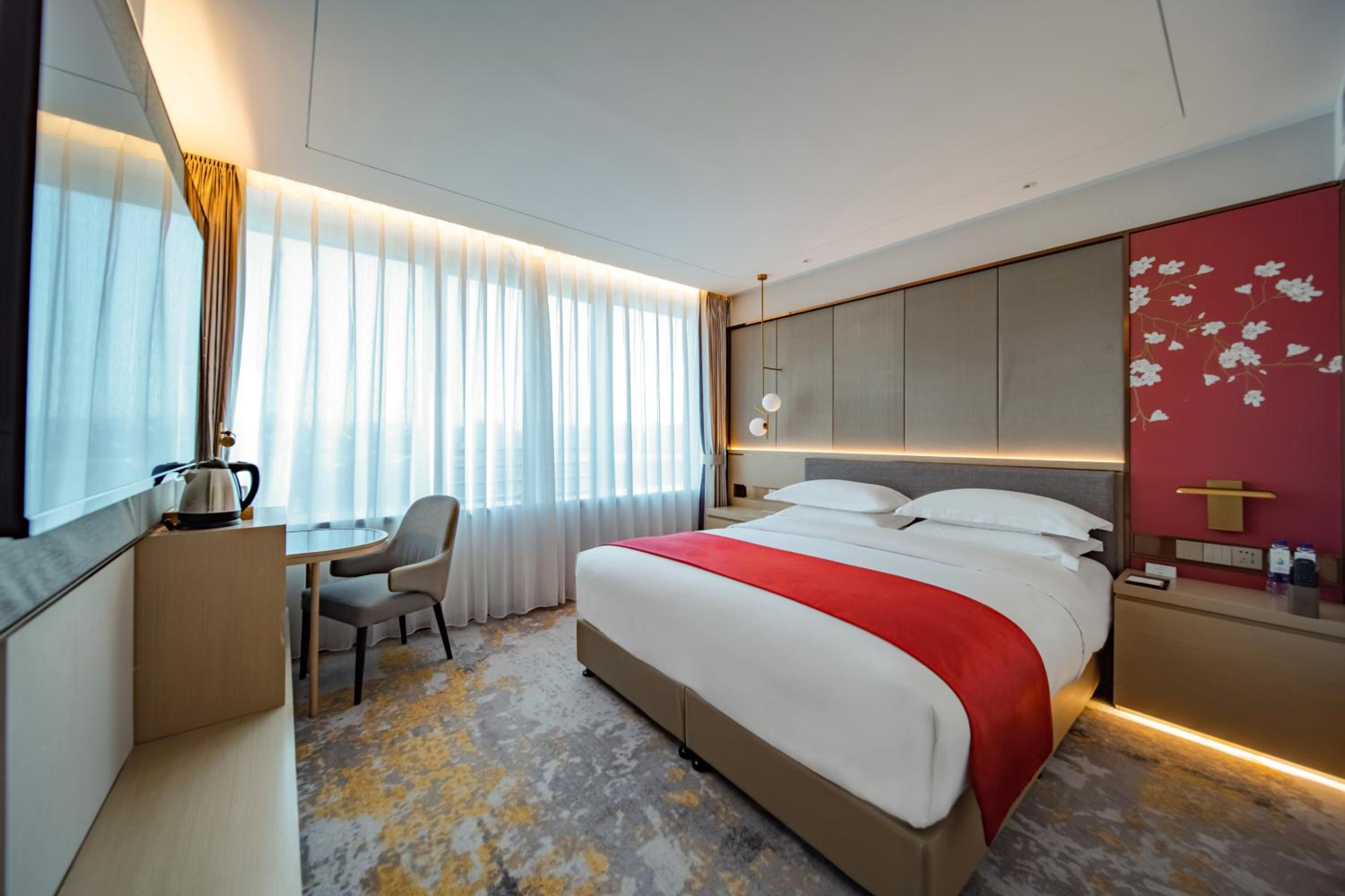 Superior King Room(30% discount in Chinese Restaurant except drinks and sea food)