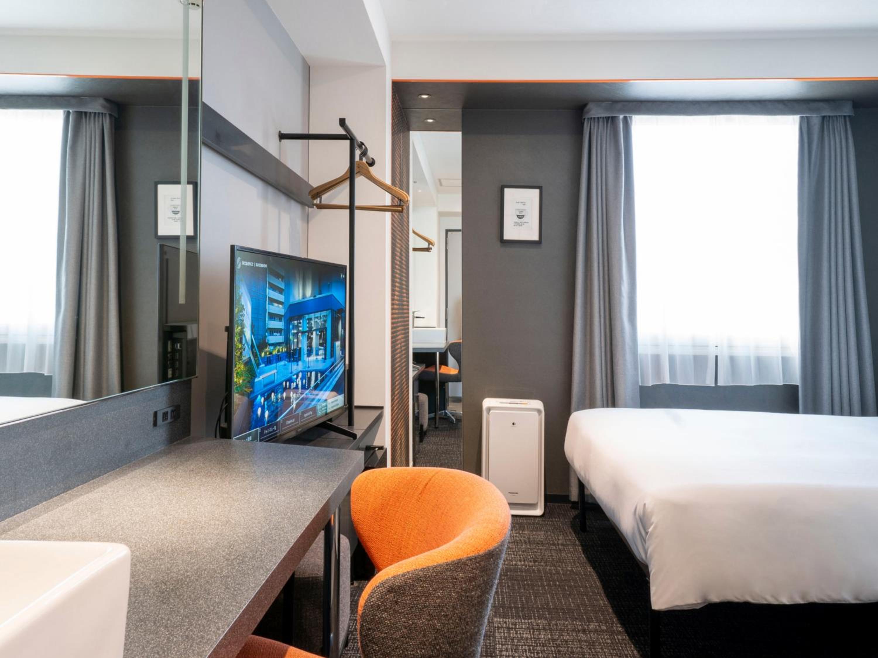 Queen Room