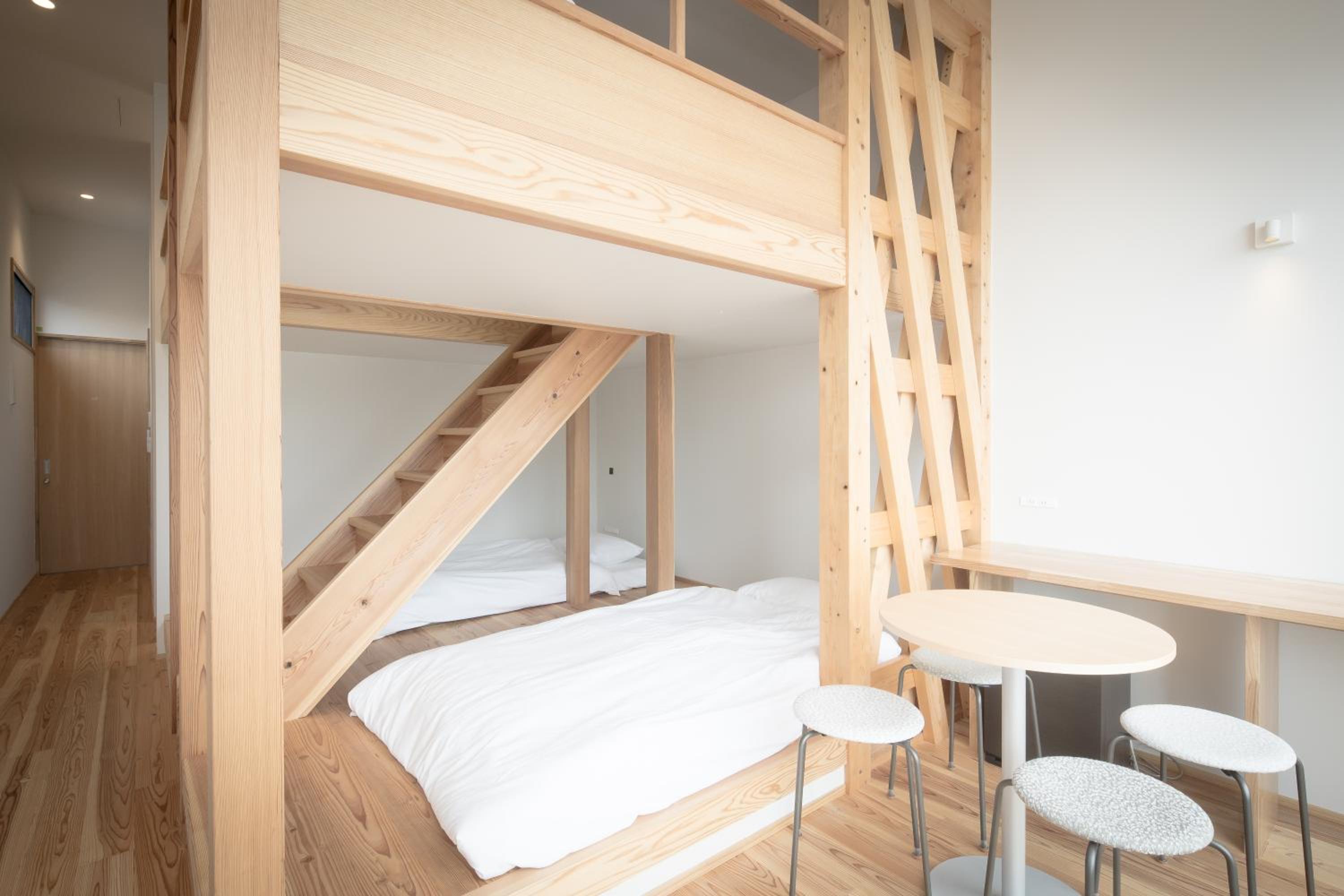 Superior Quadruple Room photo 3
