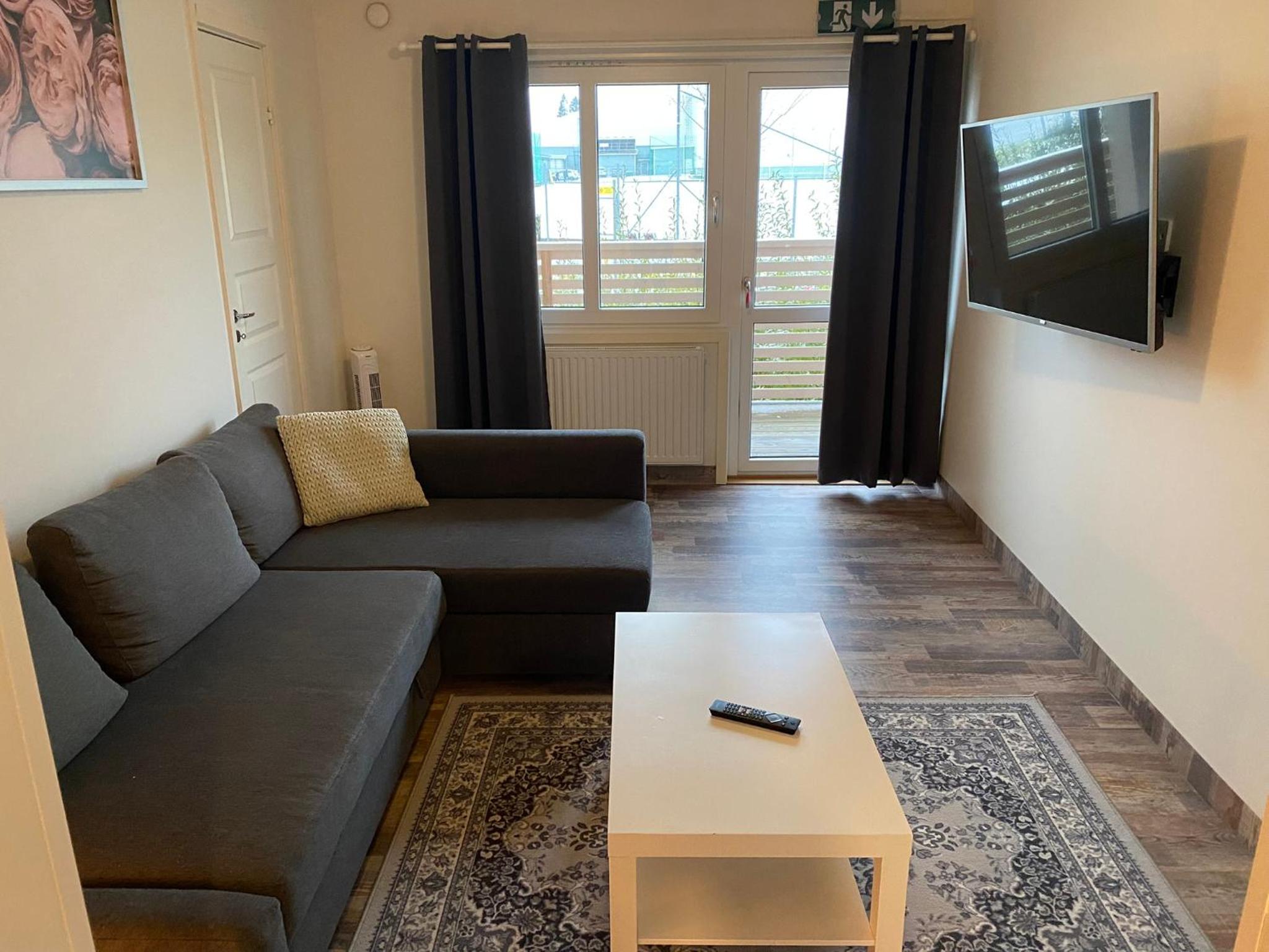 One-Bedroom Apartment photo 2