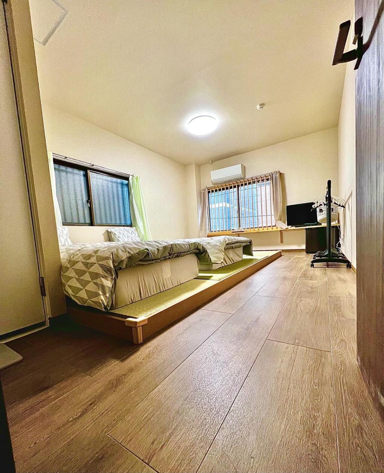 Triple Room with City View