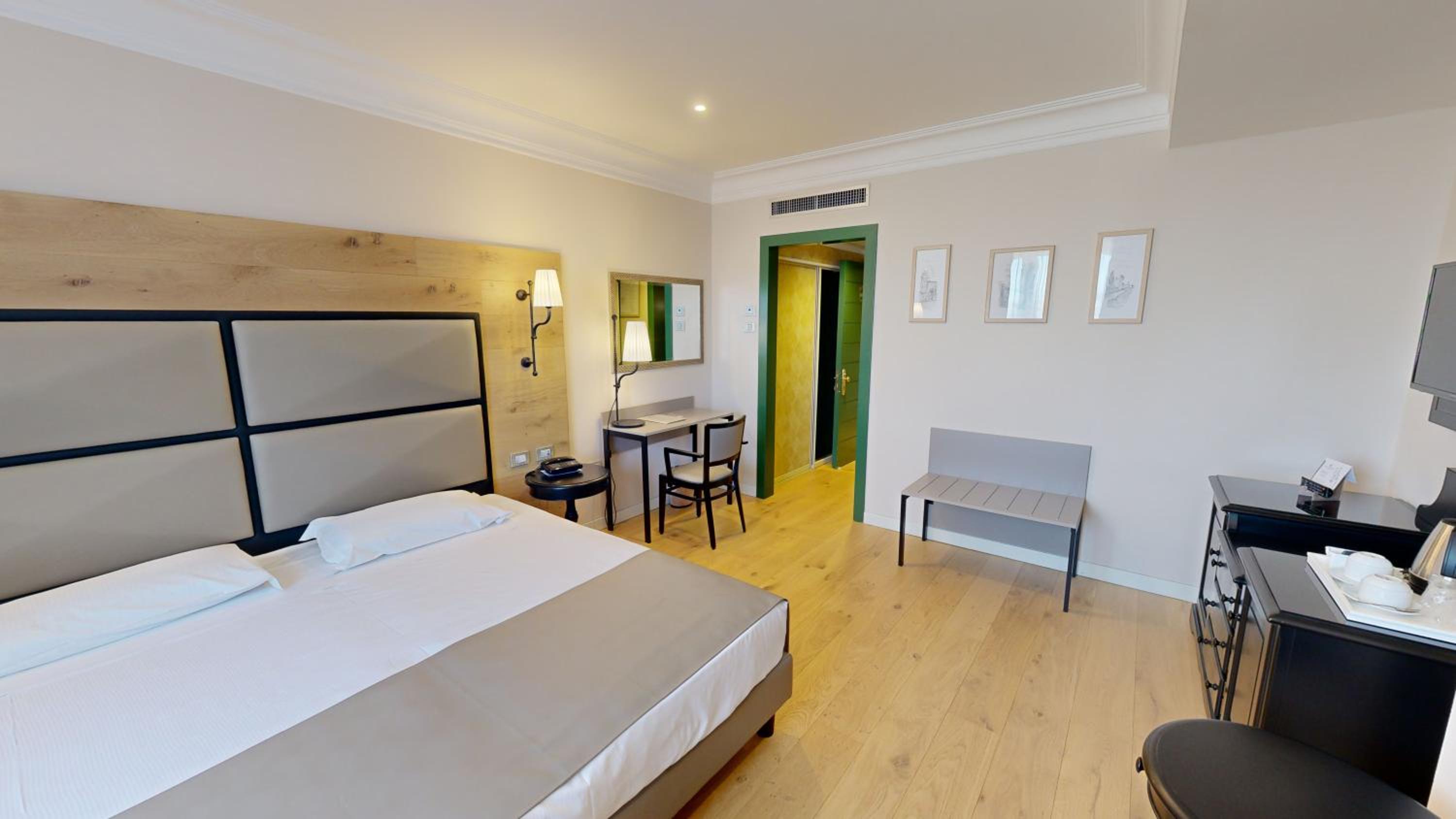 Double or Twin Room - Photo 2